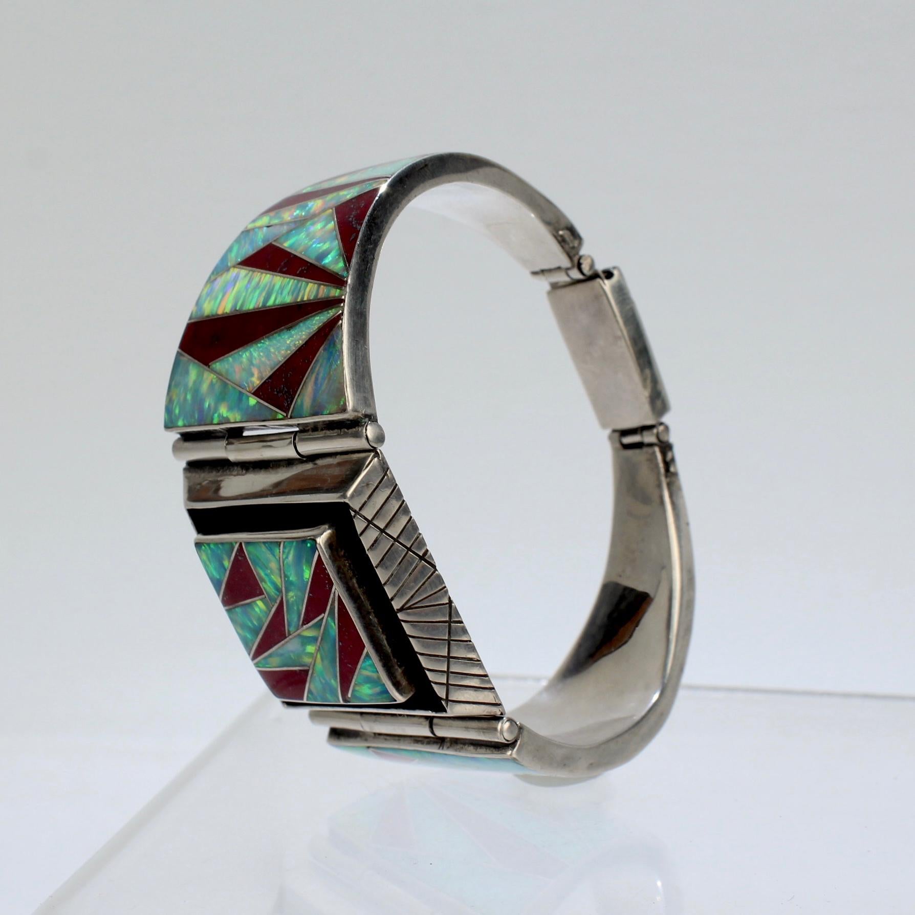 Bracciale vintage firmato Old Pawn Zuni in argento, opale e diaspro rosso in vendita 6