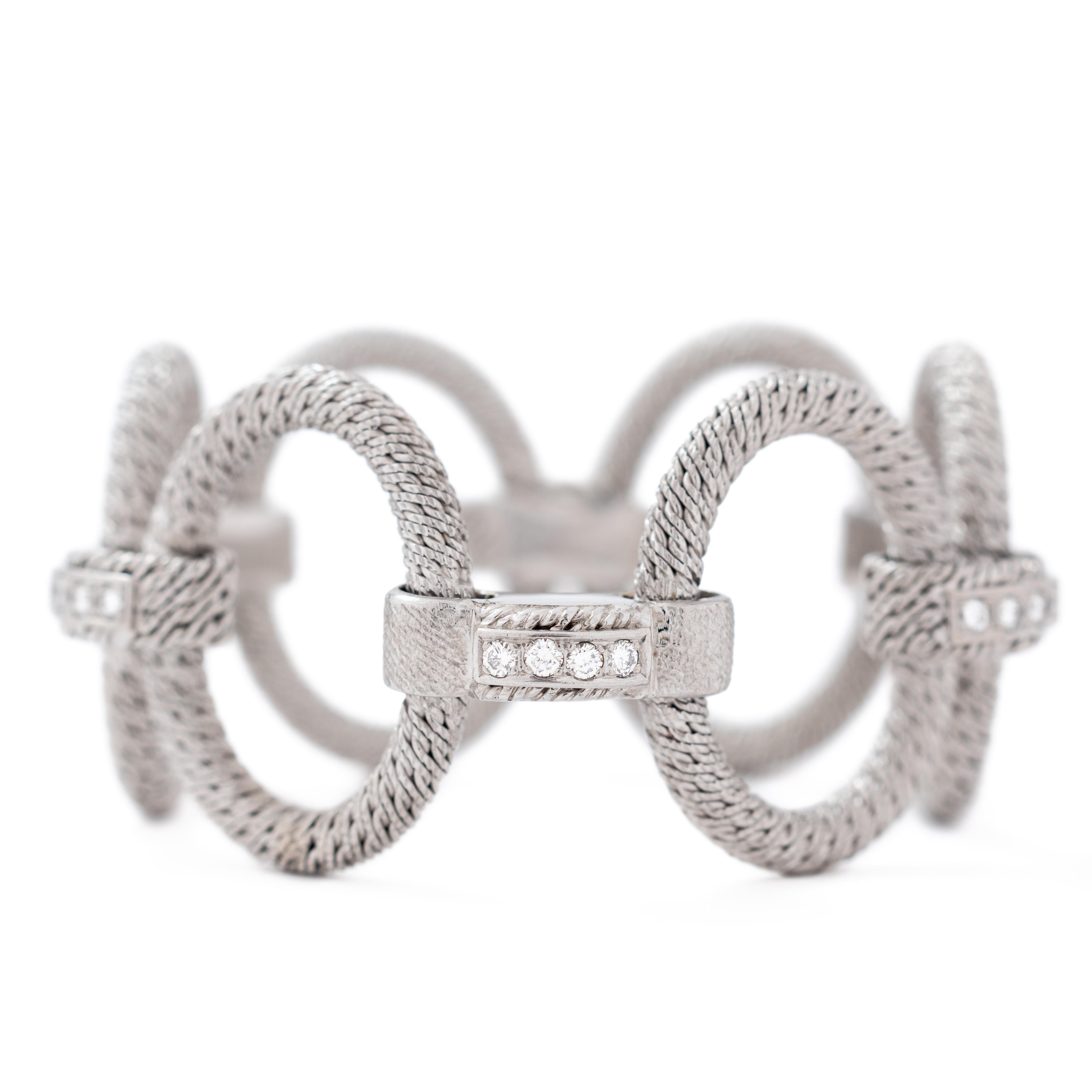 Vintage Signed Rare Georges Lenfant 18k WG and 2.60cts Diamonds Woven Bracelet In Good Condition For Sale In New York, NY