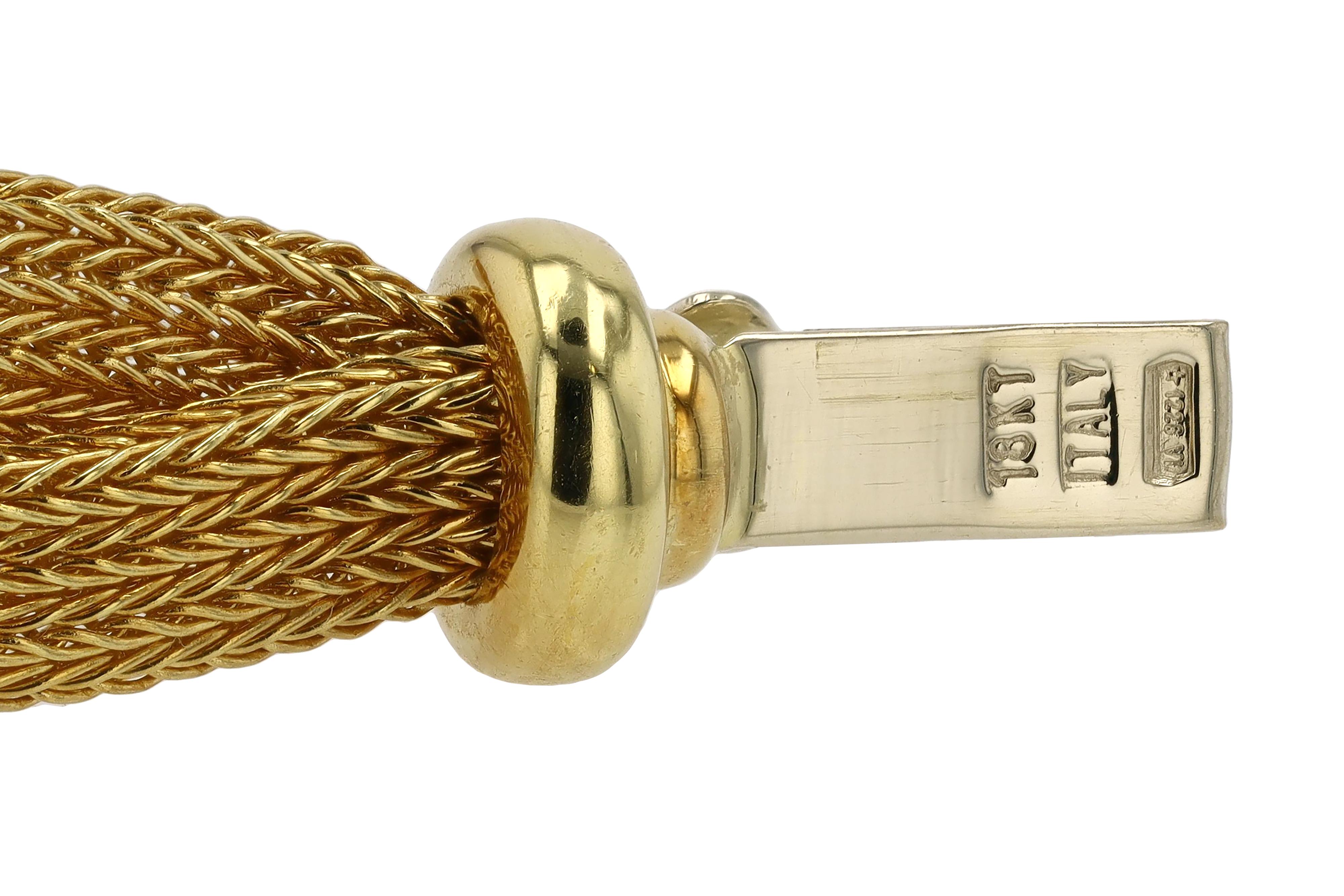 Bracelet vintage signé Roberto Coin en maille d'or 18 carats en vente 1