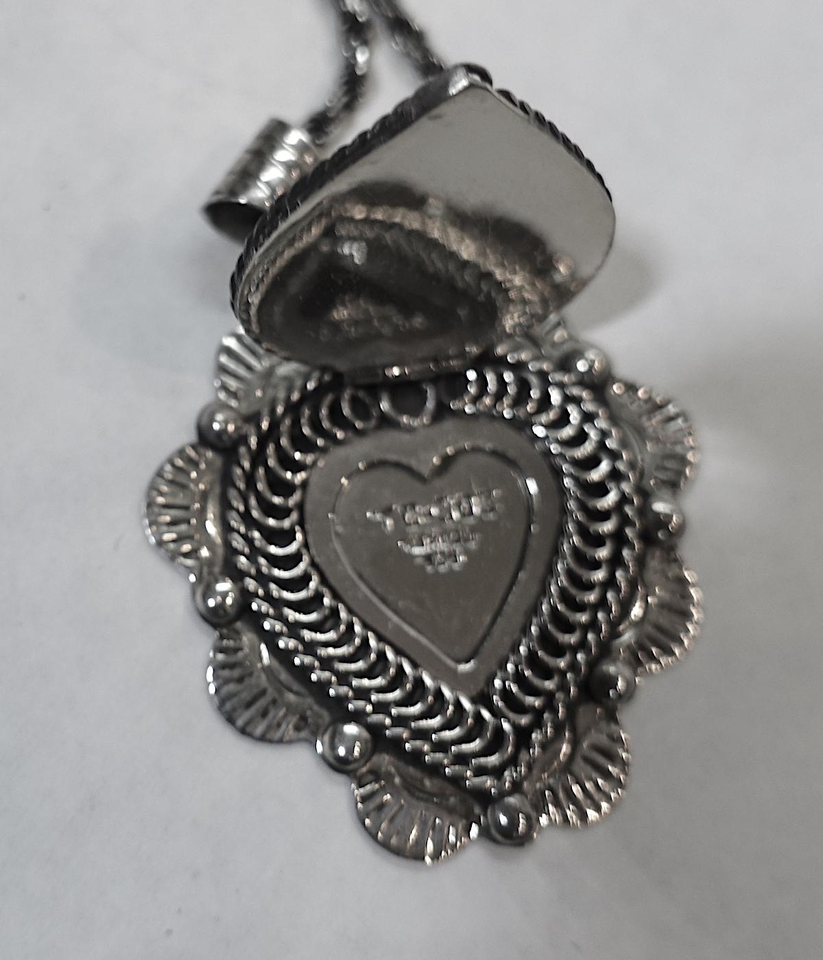 Vintage Signed Taxco Mexico Sterling Heart Locket Necklace 3