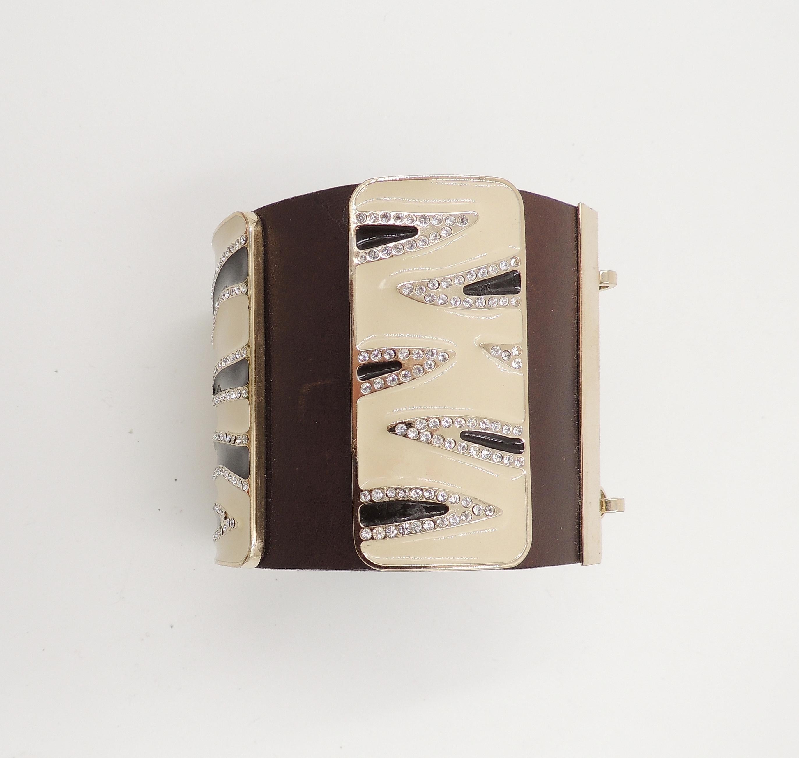 Vintage Signed Valentino Leather & Enamel Zebra Stripe Rhinestone Cuff Bracelet In Good Condition For Sale In Easton, PA