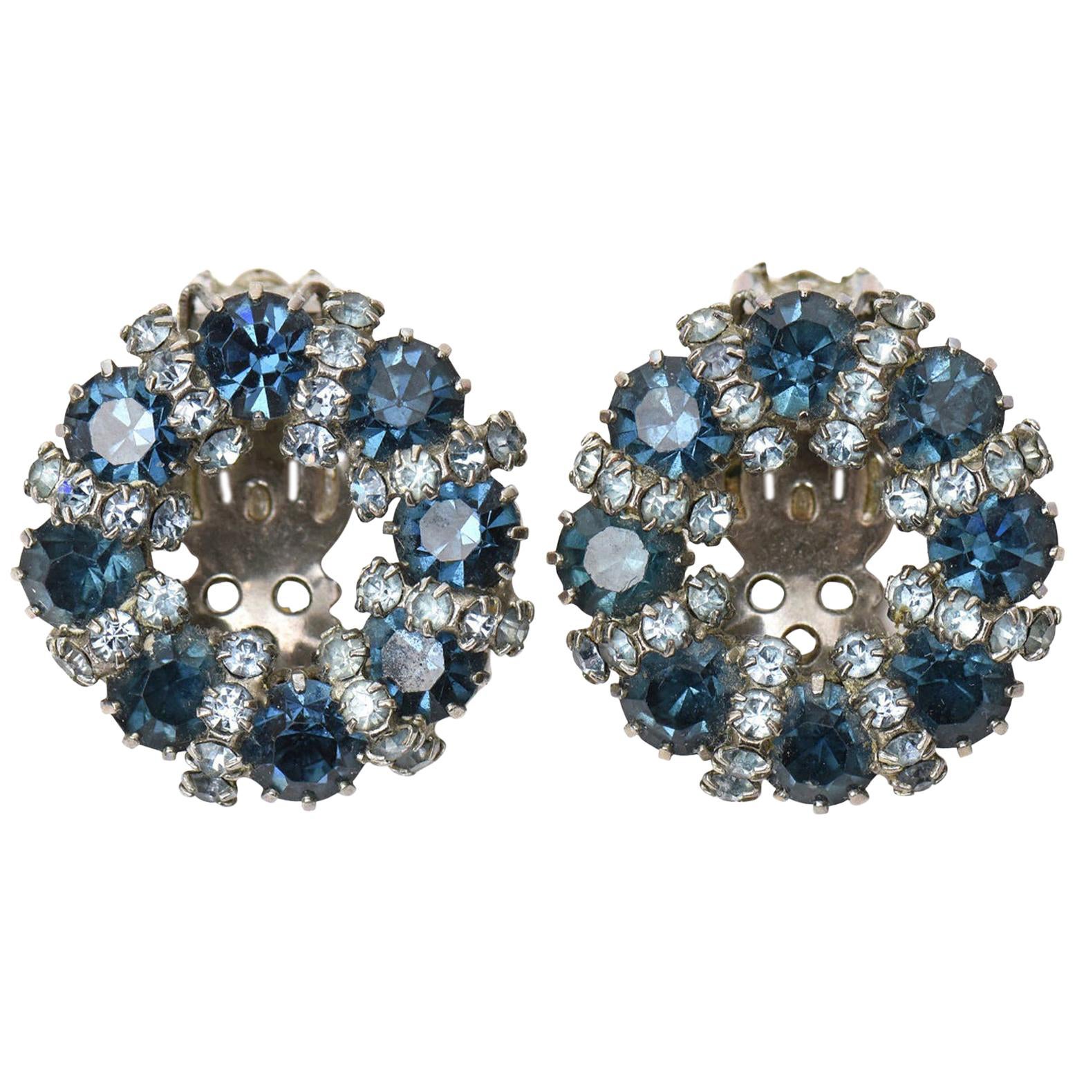 Coppia di orecchini a clip in vetro e strass firmati Weiss Vintage