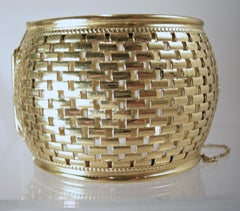 Vintage Signed Whiting & Davis Bracelet
