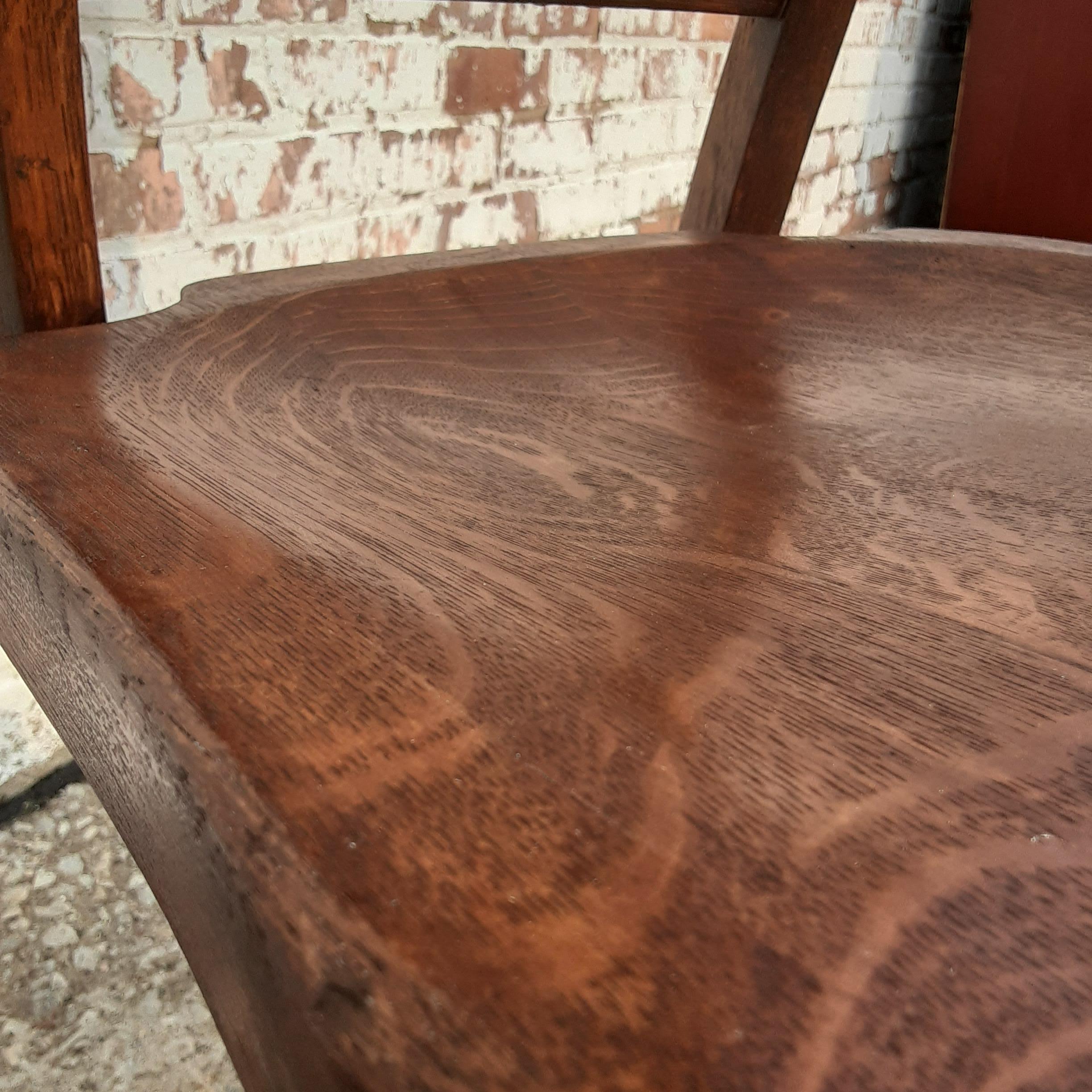 20ième siècle Chaise de bureau pivotante vintage en bois de Sikes en vente