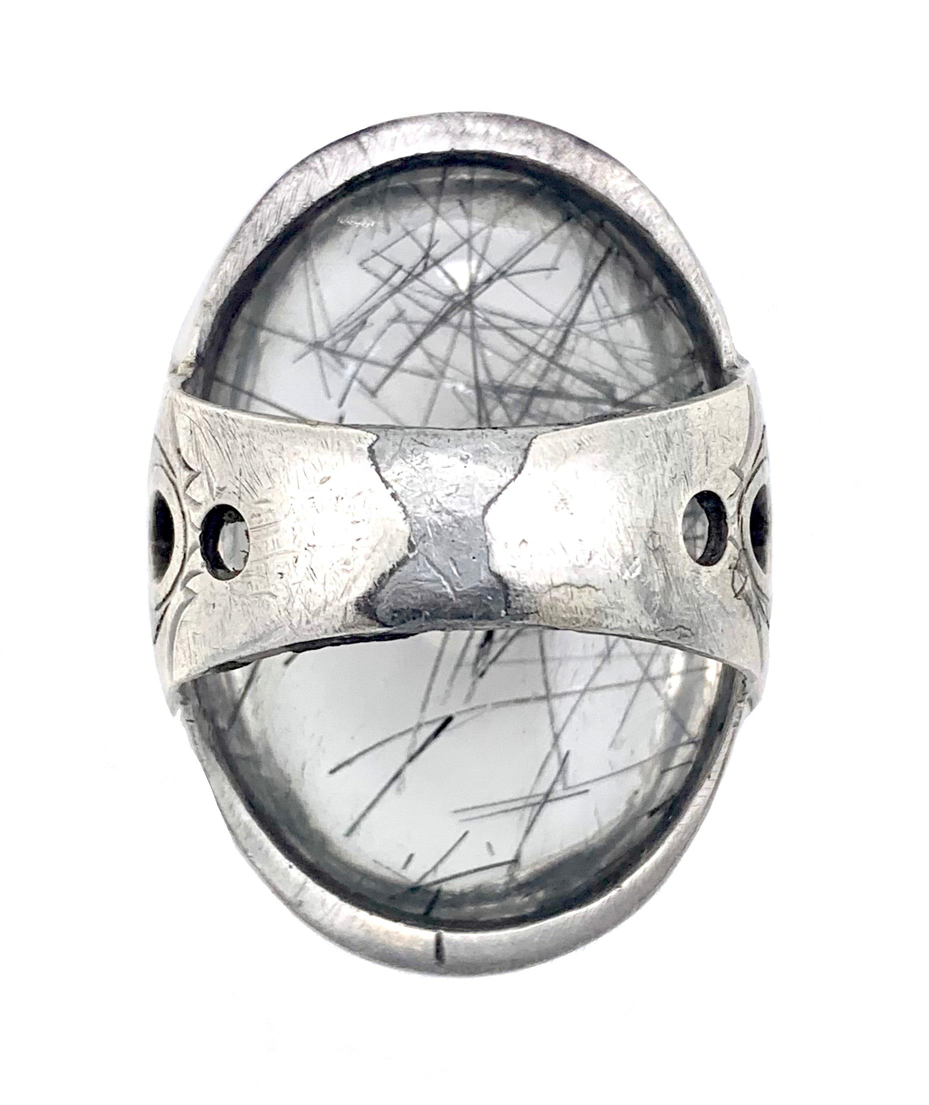 Modern Vintage Silber Ring Rock Crystal Cabochon with Rutile Inclusions  For Sale