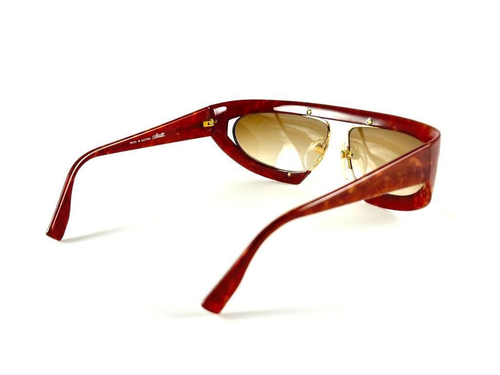  Vintage Silhouette Mask M8020 Burgundy & Gold 1980's Sunglasses In Excellent Condition In Baleares, Baleares