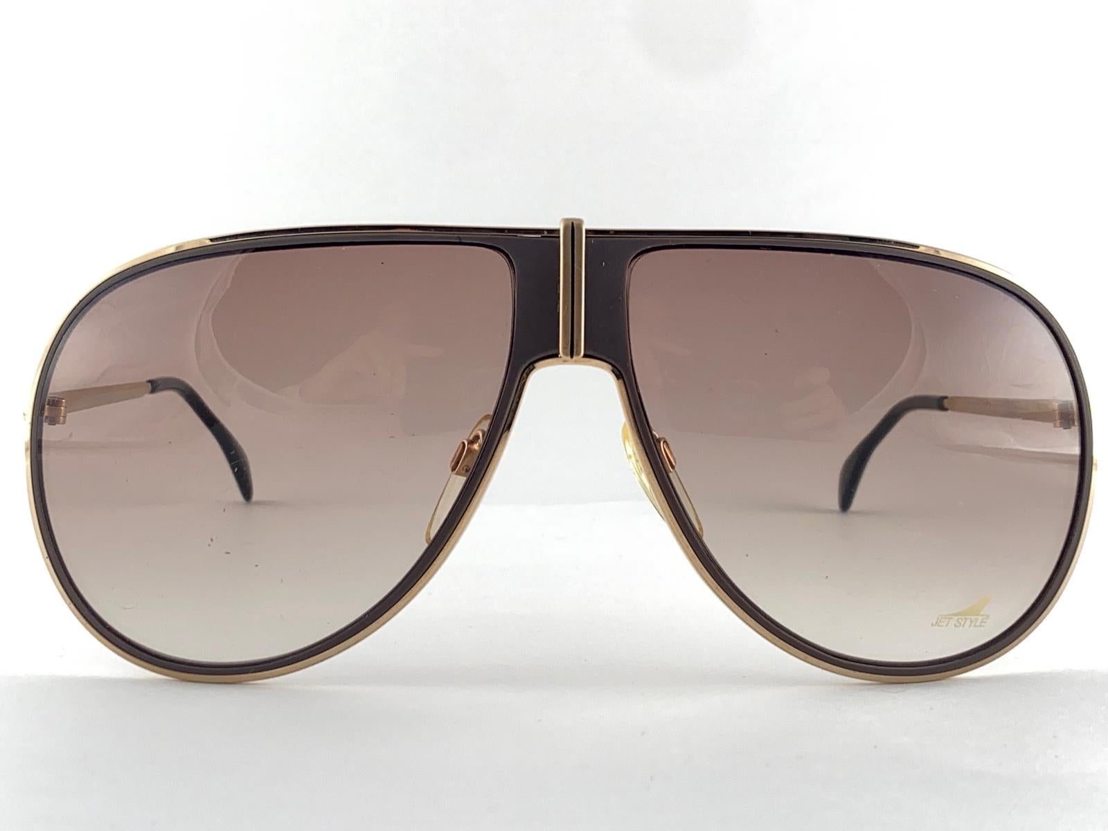 Vintage Silhouette Oversized Jet Style Gradient  Brown Lens 1970'S Sunglasses In New Condition For Sale In Baleares, Baleares