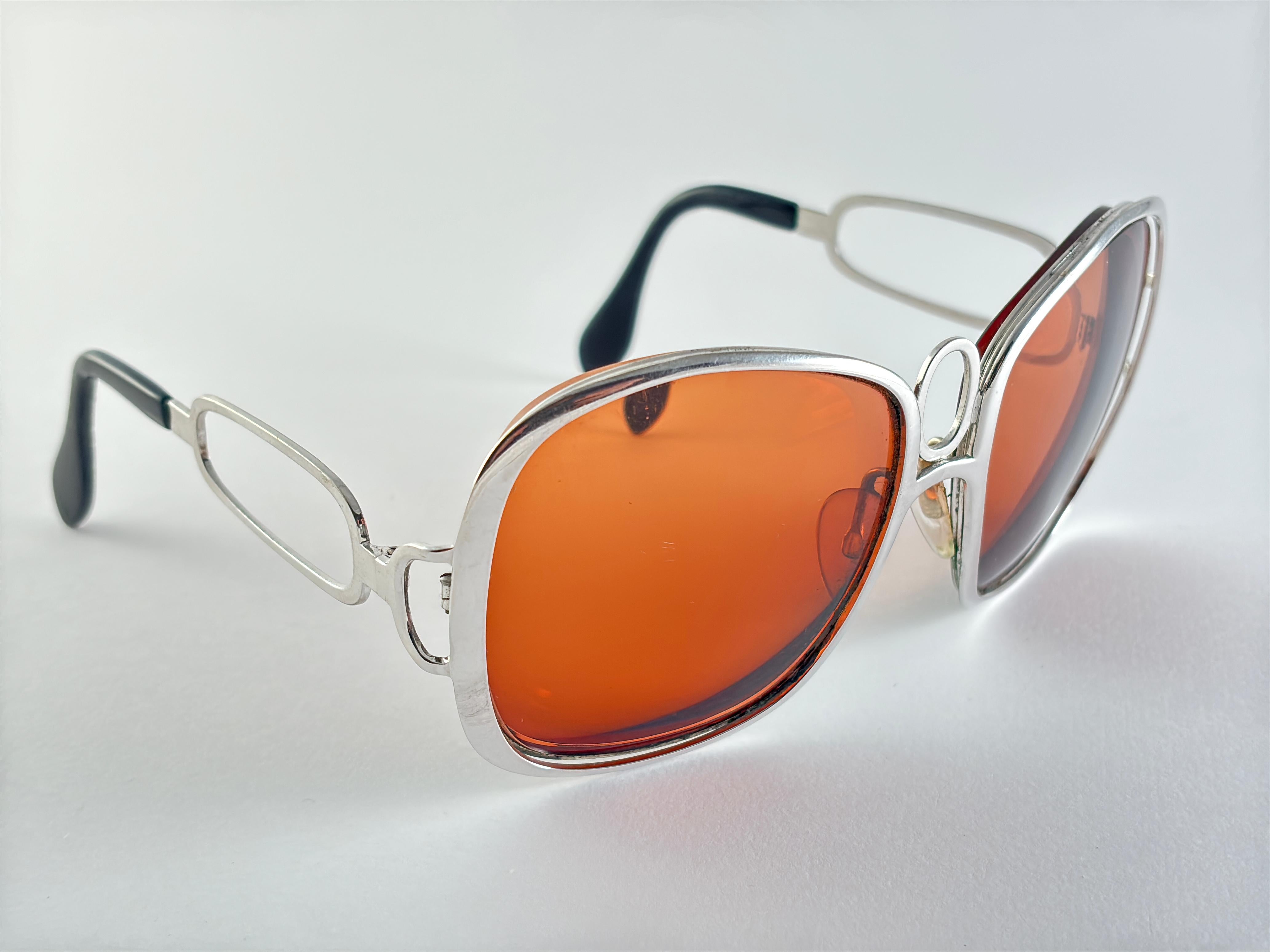Gafas de sol vintage silueta sobredimensionadas plateadas metalizadas años 70 Naranja en venta