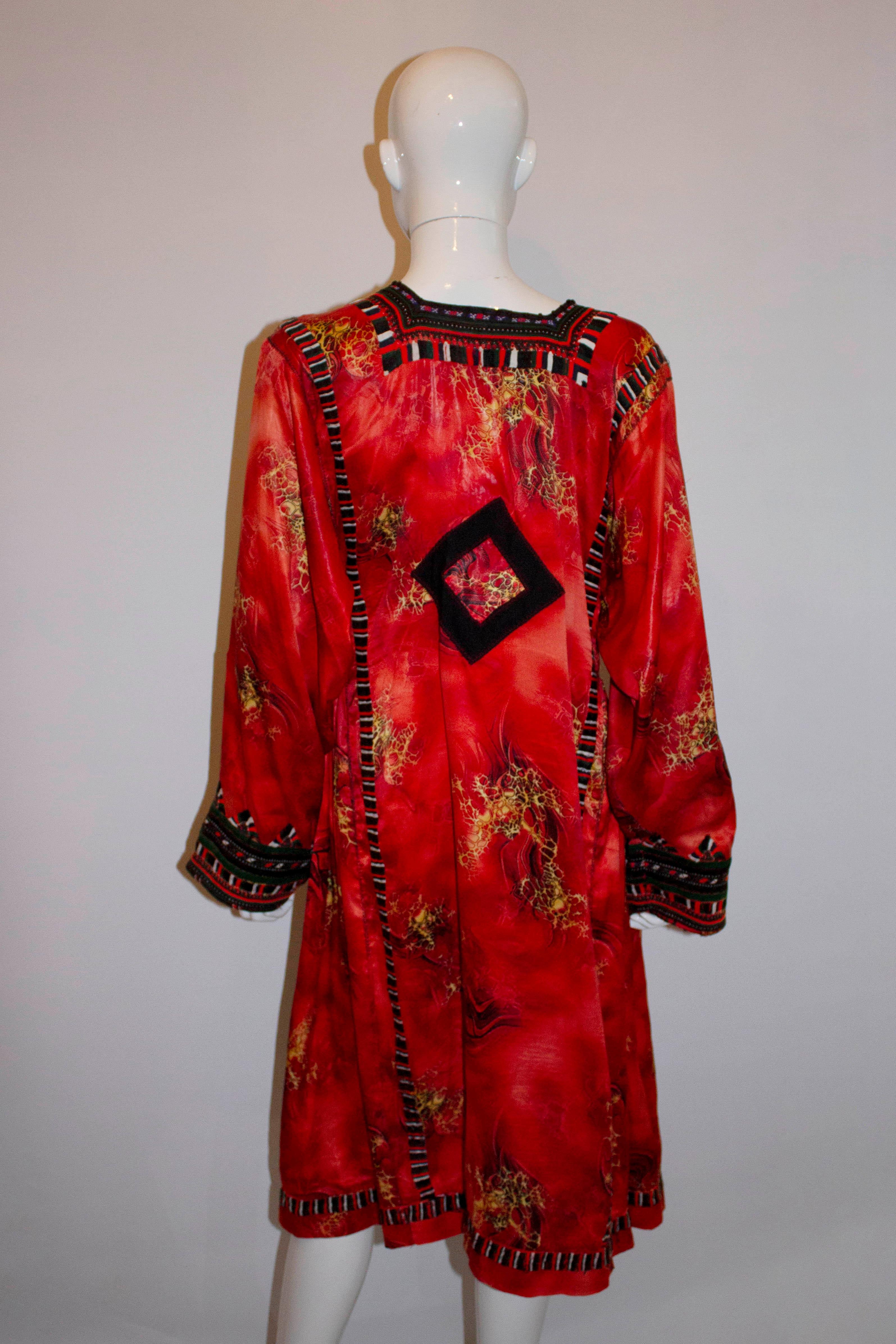 Afghanisisches Seidenkleid aus Seide 2