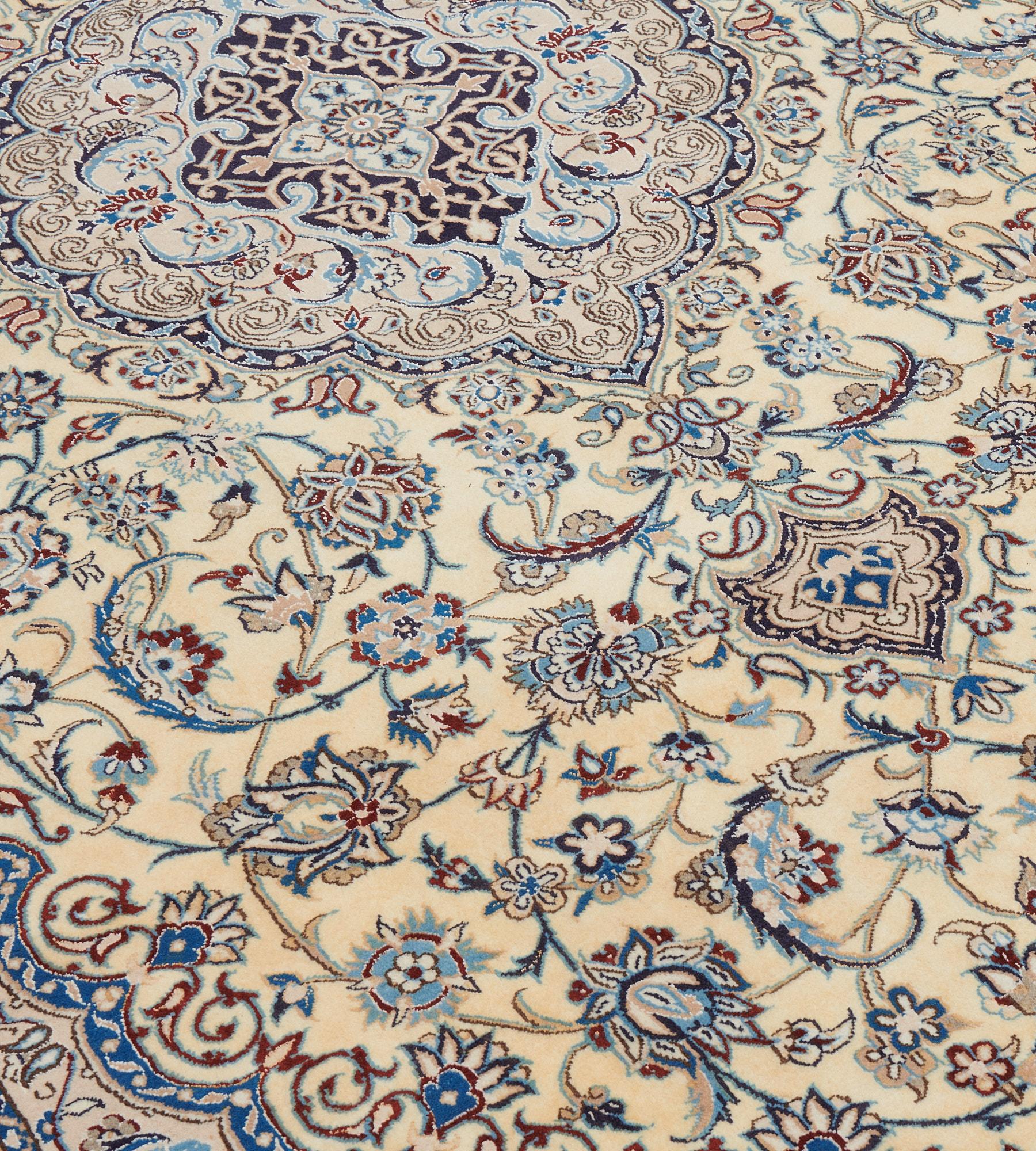 Vintage Silk and Wool Persian Nain Rug In Good Condition For Sale In West Hollywood, CA
