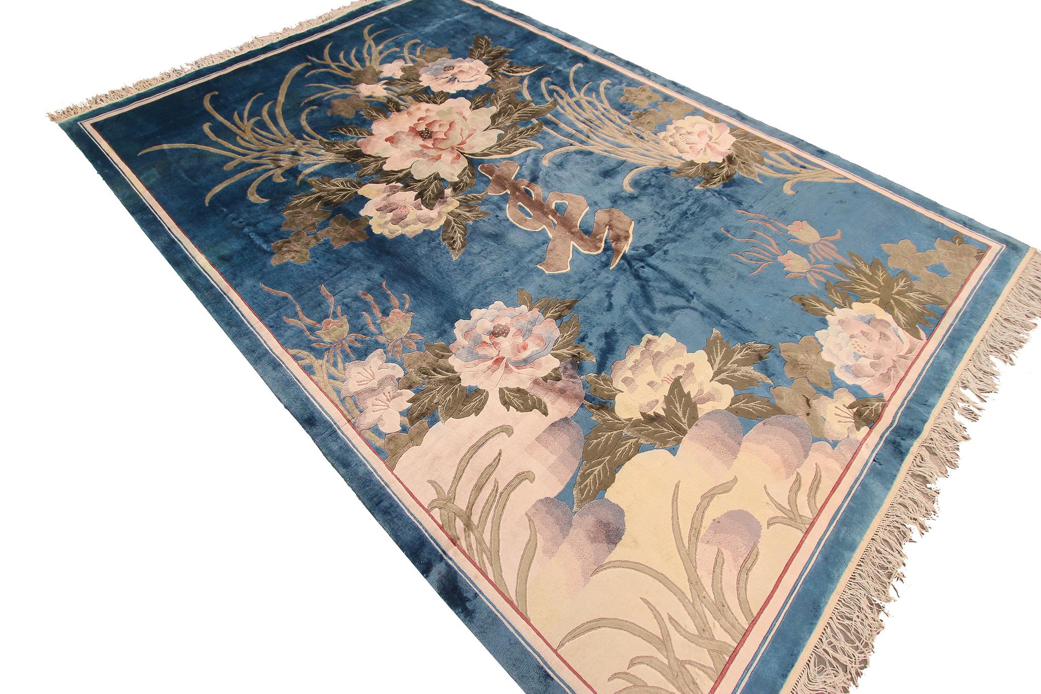 Vintage Silk Art Deco Rug Silk Chinese Rug Silk Tapestry Chinese Rug (Seide) im Angebot