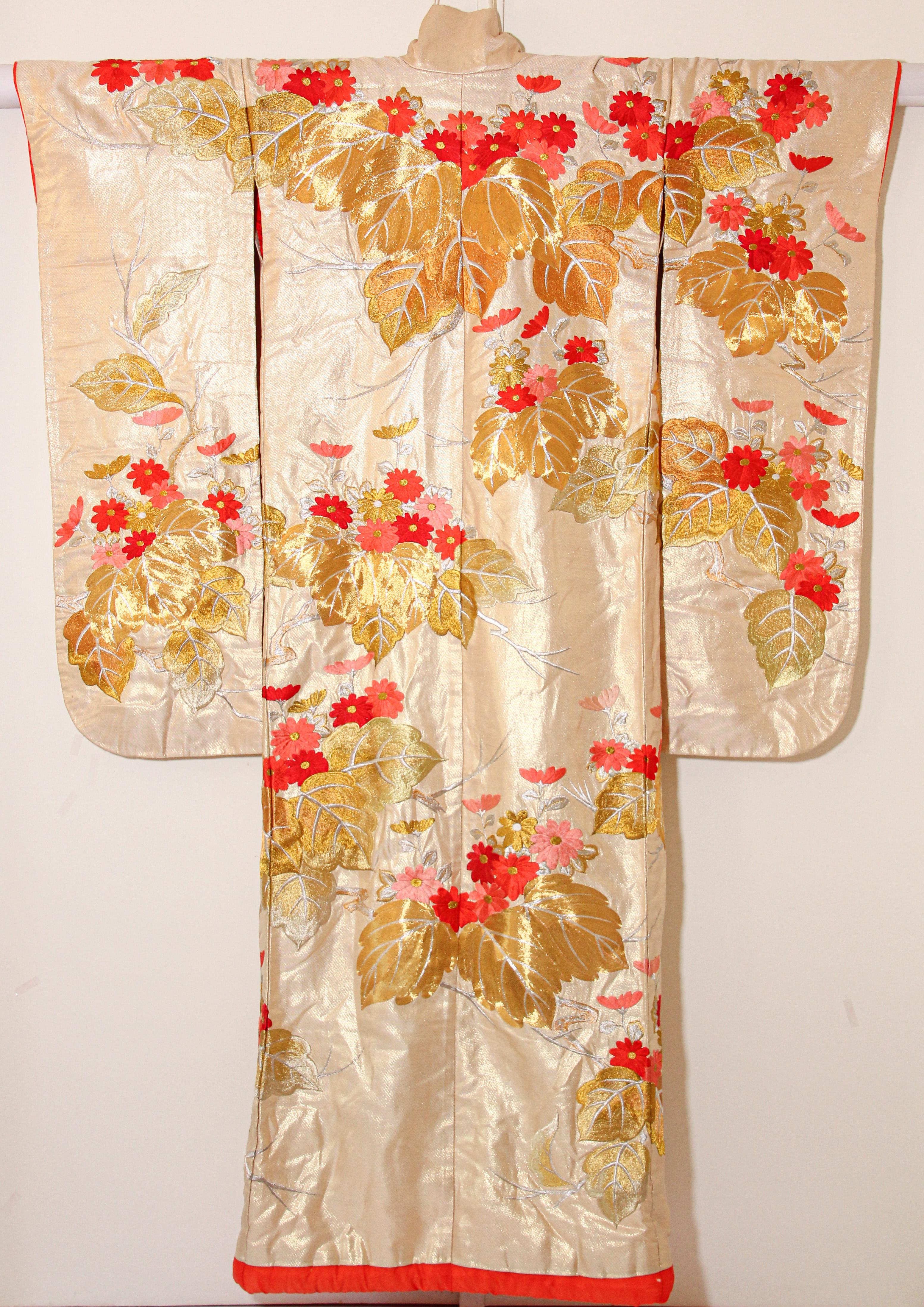 Vintage Silk Brocade Japanese Ceremonial Wedding Kimono 6