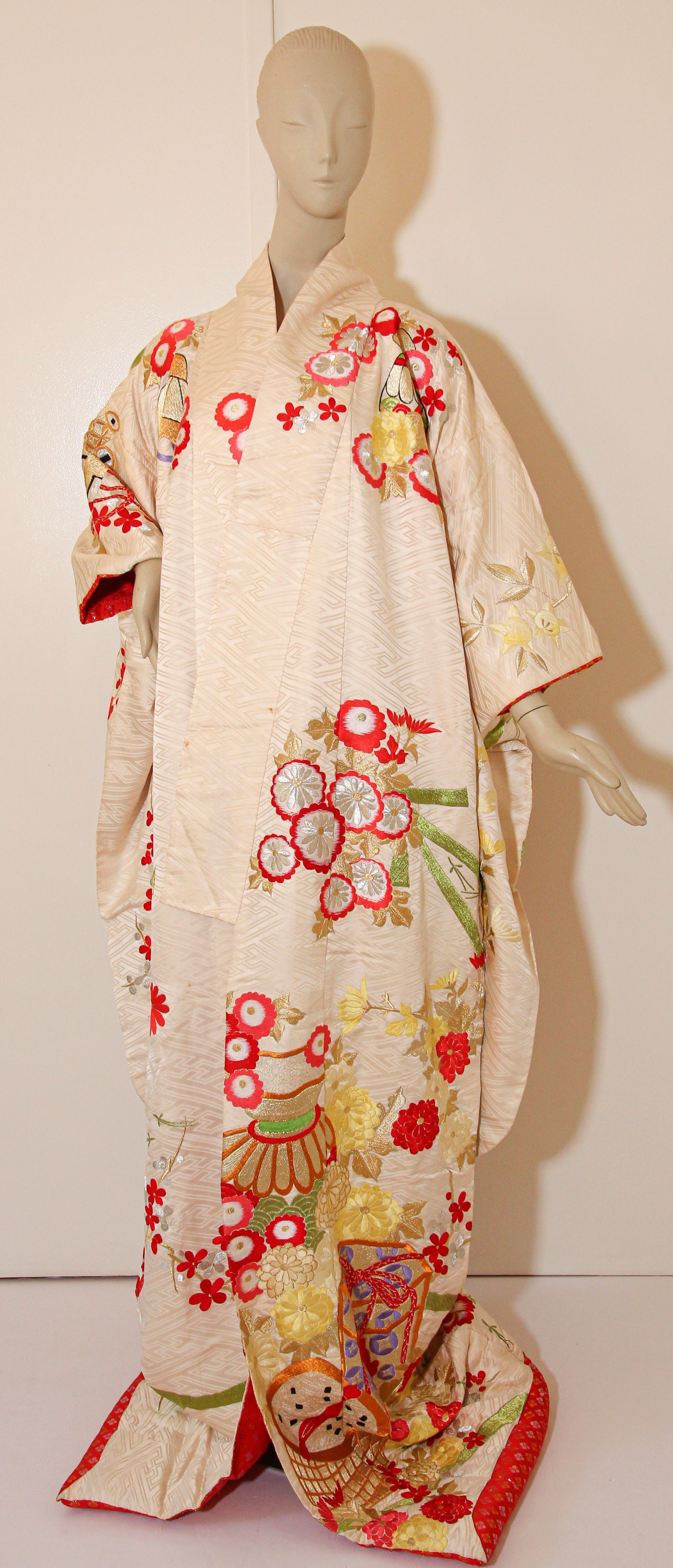 Beige Vintage Kimono Silk Brocade Japanese Wedding Gown
