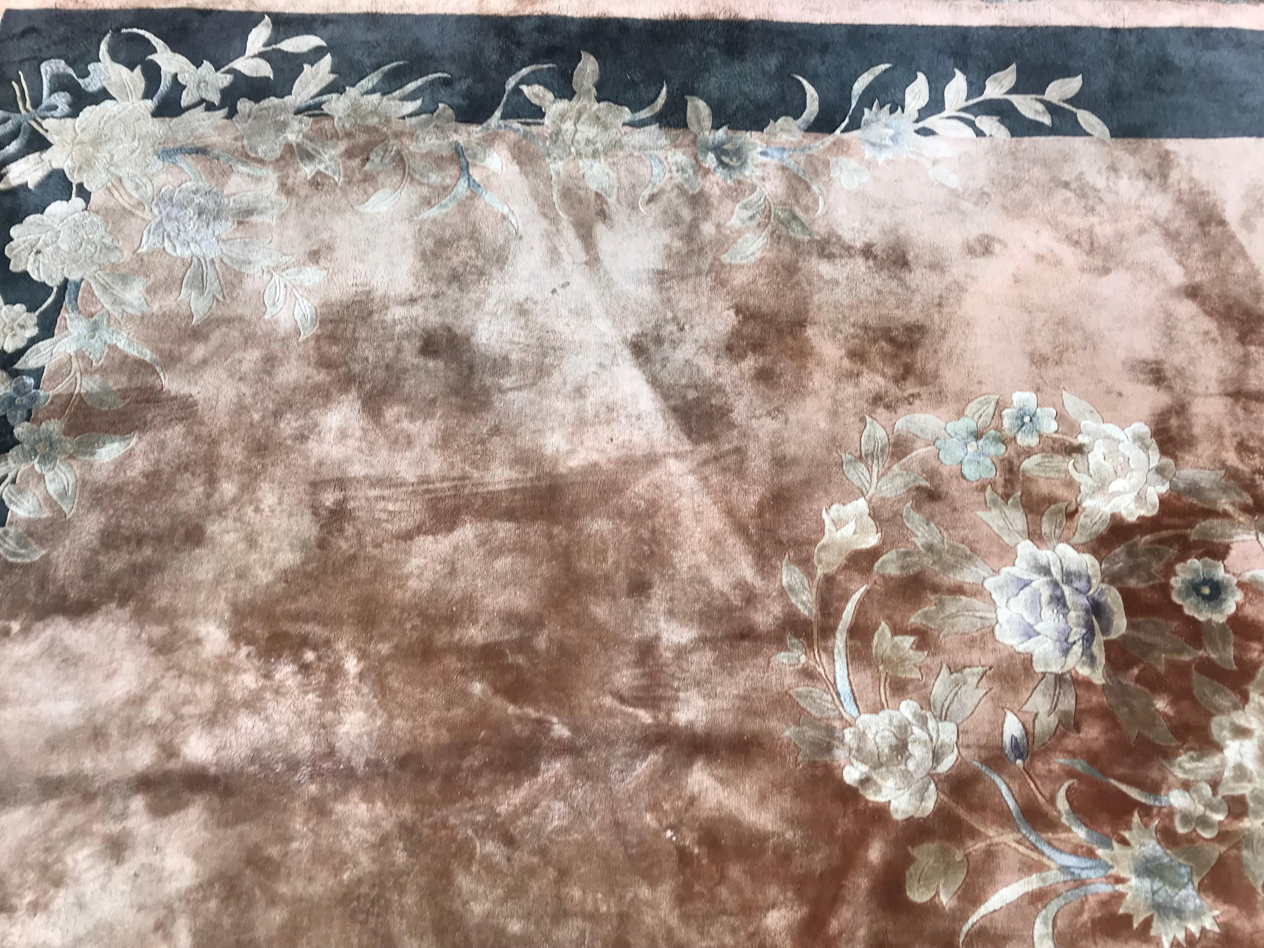 Vintage Silk Chinese Rug In Good Condition In Saint Ouen, FR