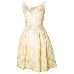 Robe de cocktail en soie vintage