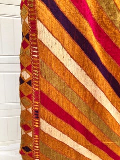 Vintage Silk Embroidered Phulkari Bagh Wedding Shawl. Punjab, India