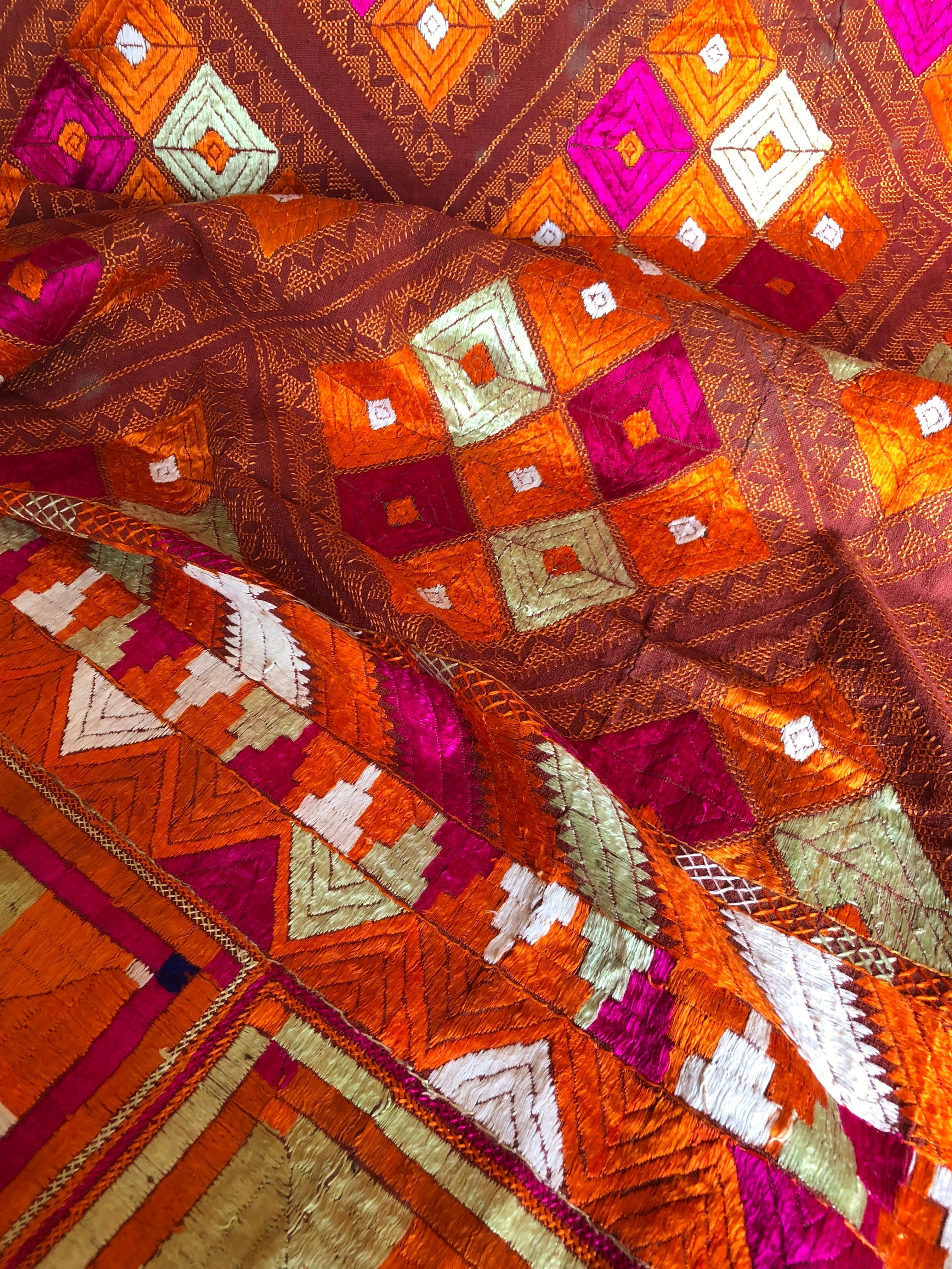 Vintage Silk Embroidered Phulkari Bagh Wedding Shawl, Punjab, India For Sale 2