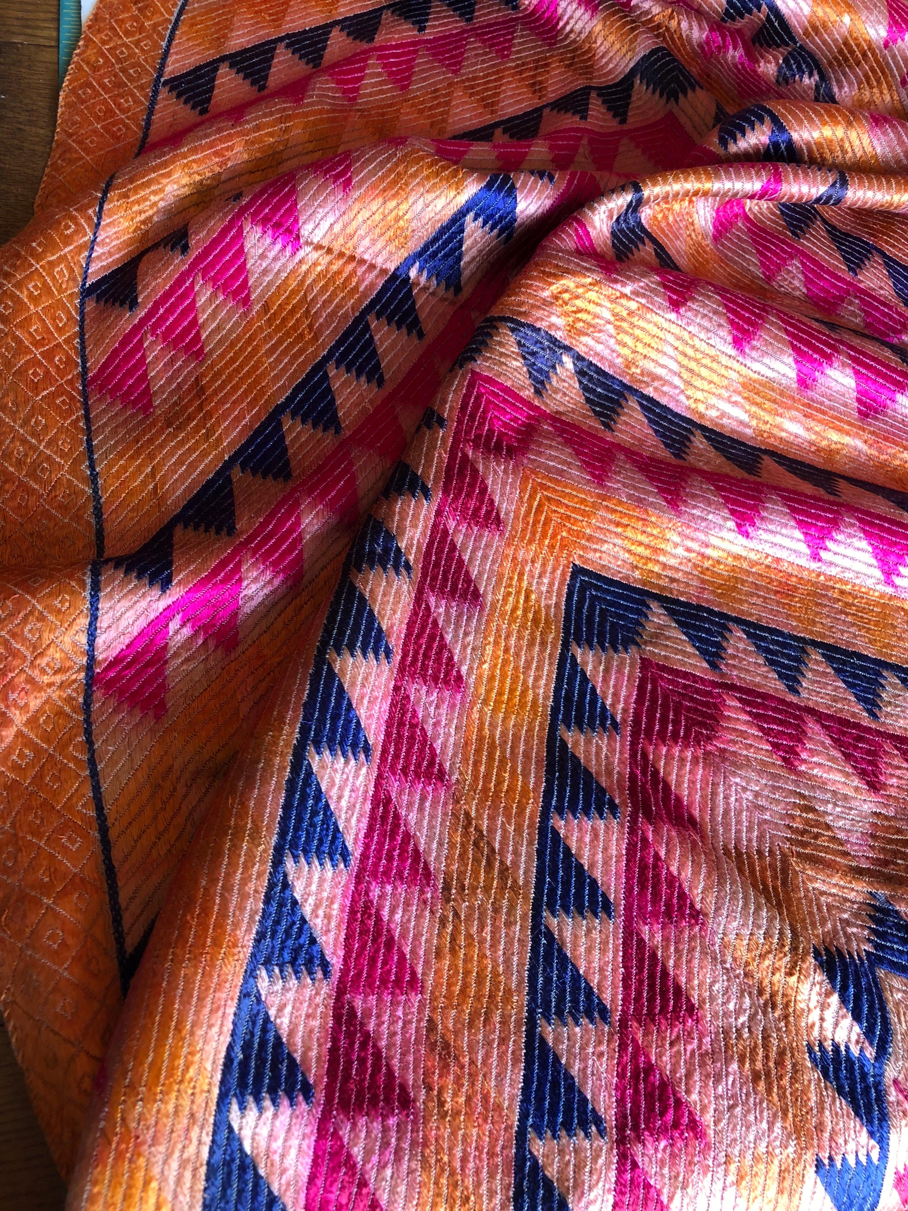 Vintage Silk Embroidered Phulkari Bagh Wedding Shawl, Punjab, India For Sale 3