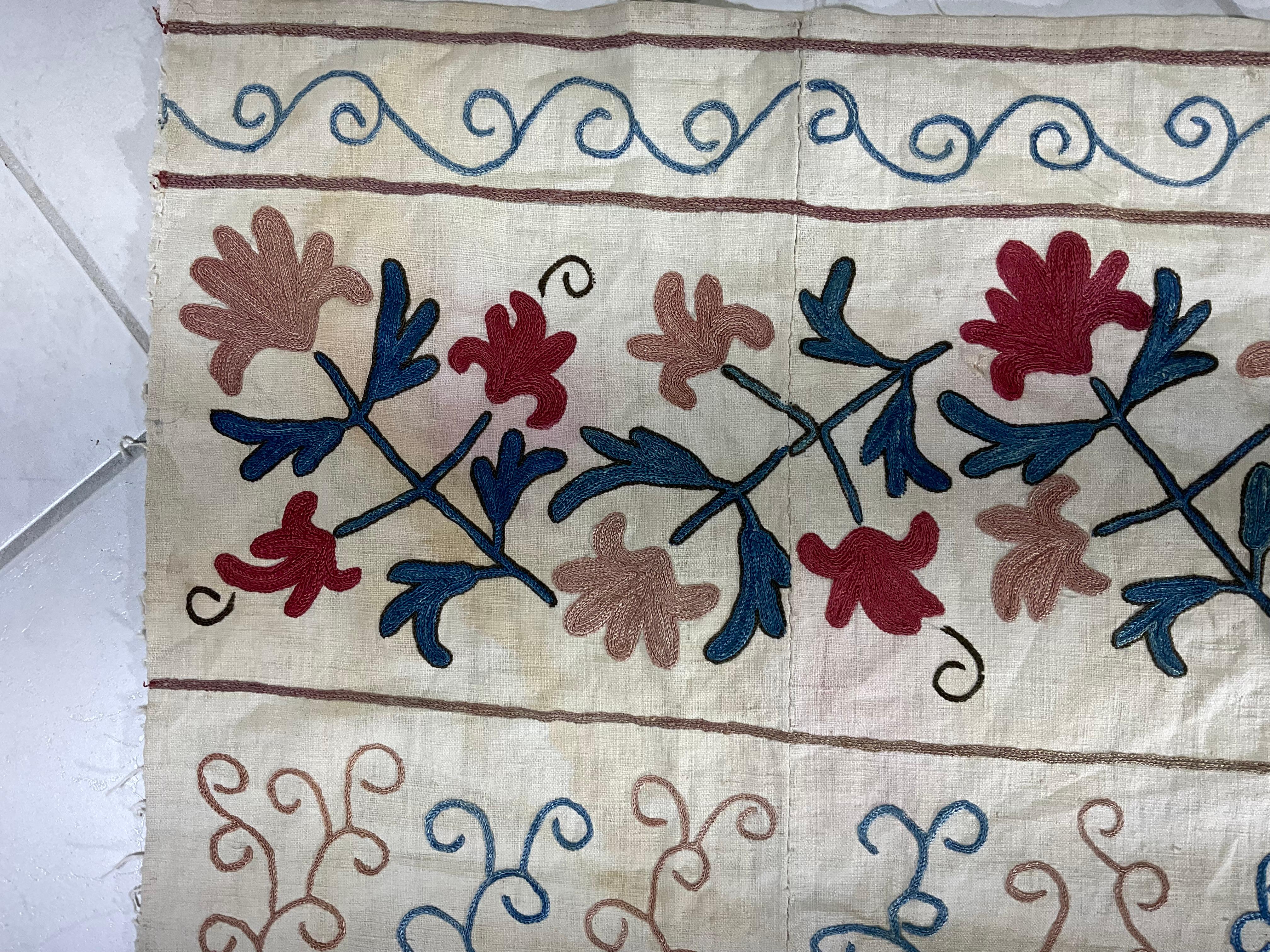 Vintage  Silk Embroidery Suzani Textile For Sale 5