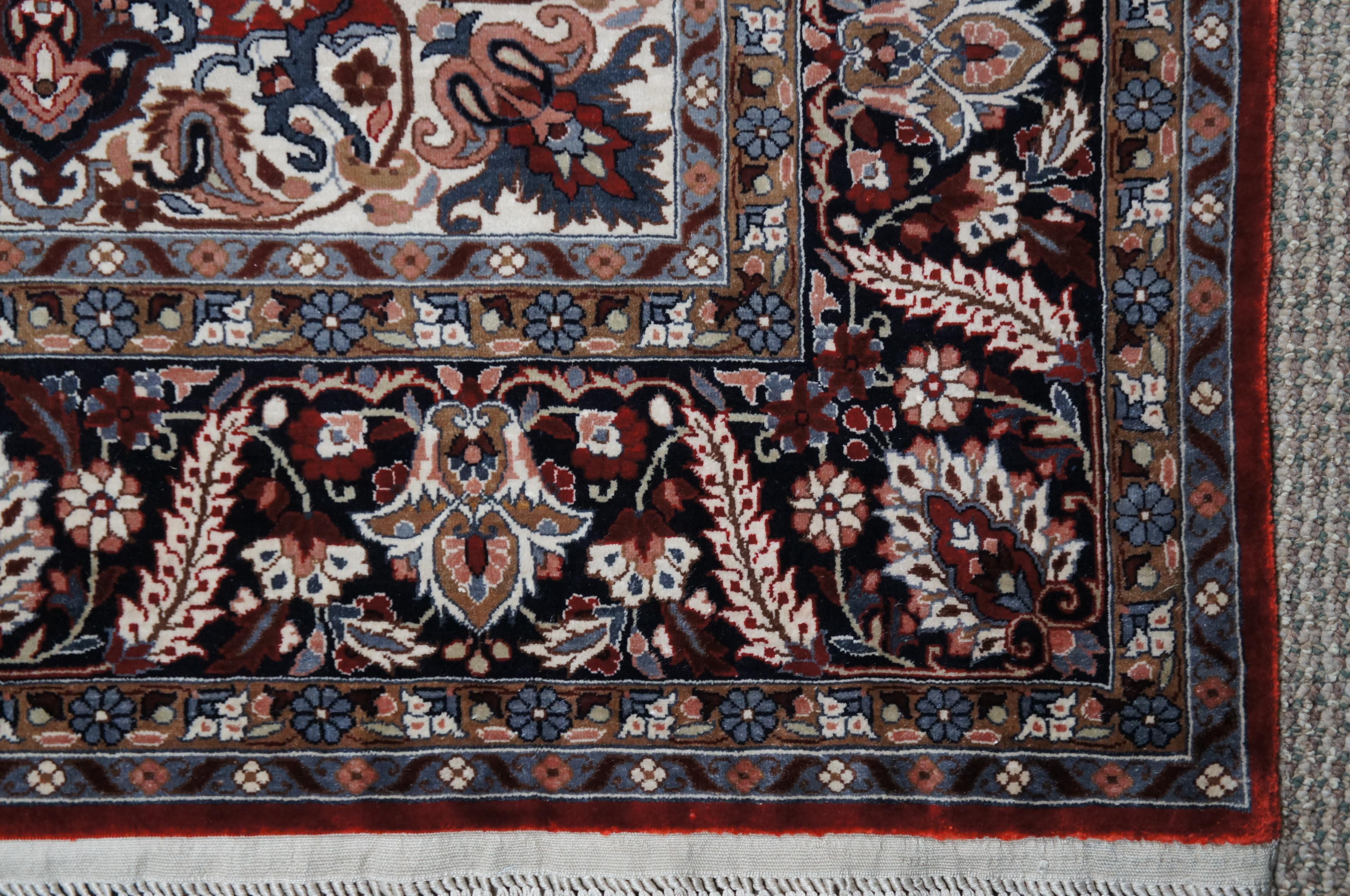20th Century Vintage Silk Hand Knotted Persian Sino Floral Medallion Area Rug Carpet Mat 6' For Sale