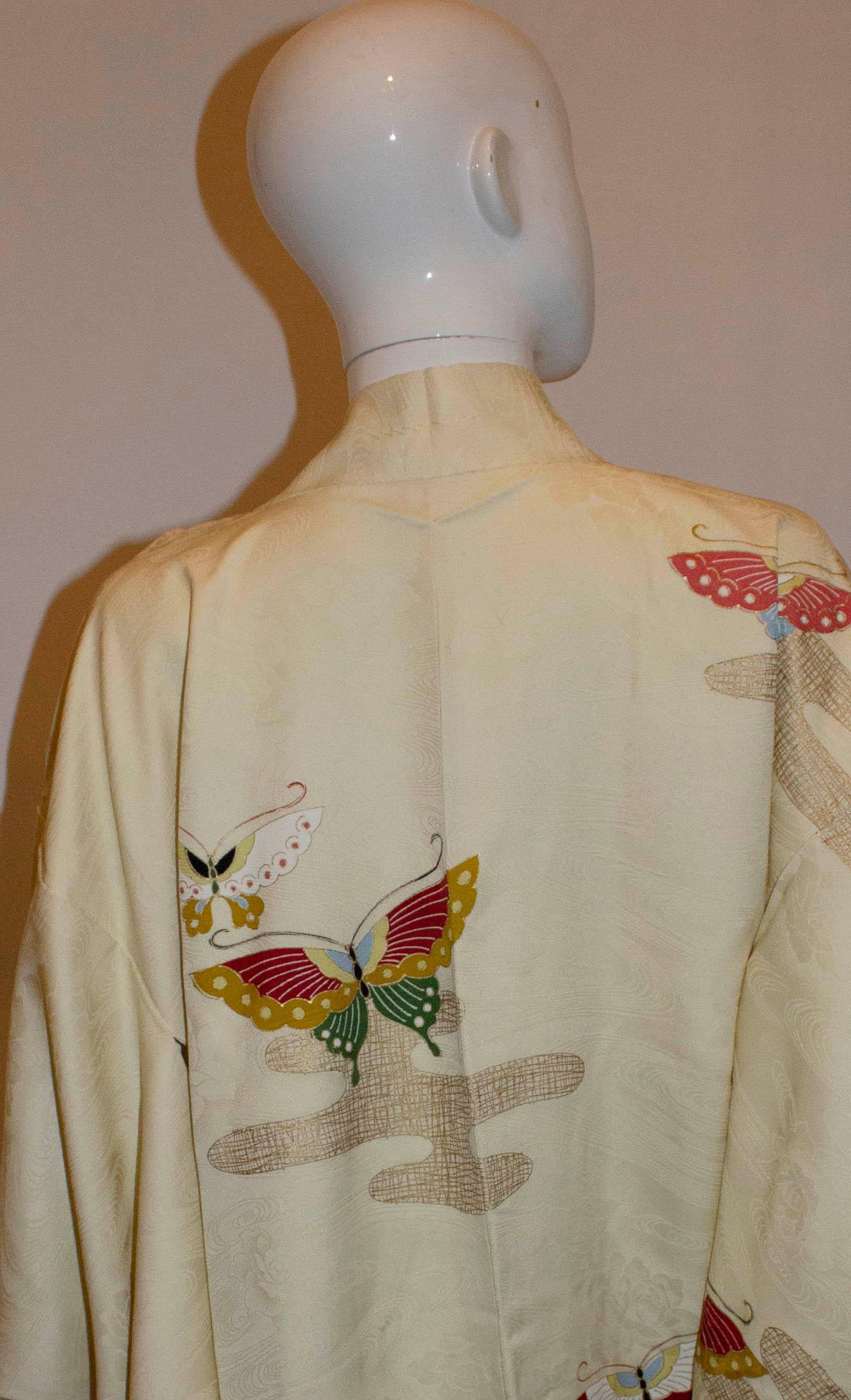 Women's or Men's Vintage Silk Kimono with Butterfly and Floral Design For Sale