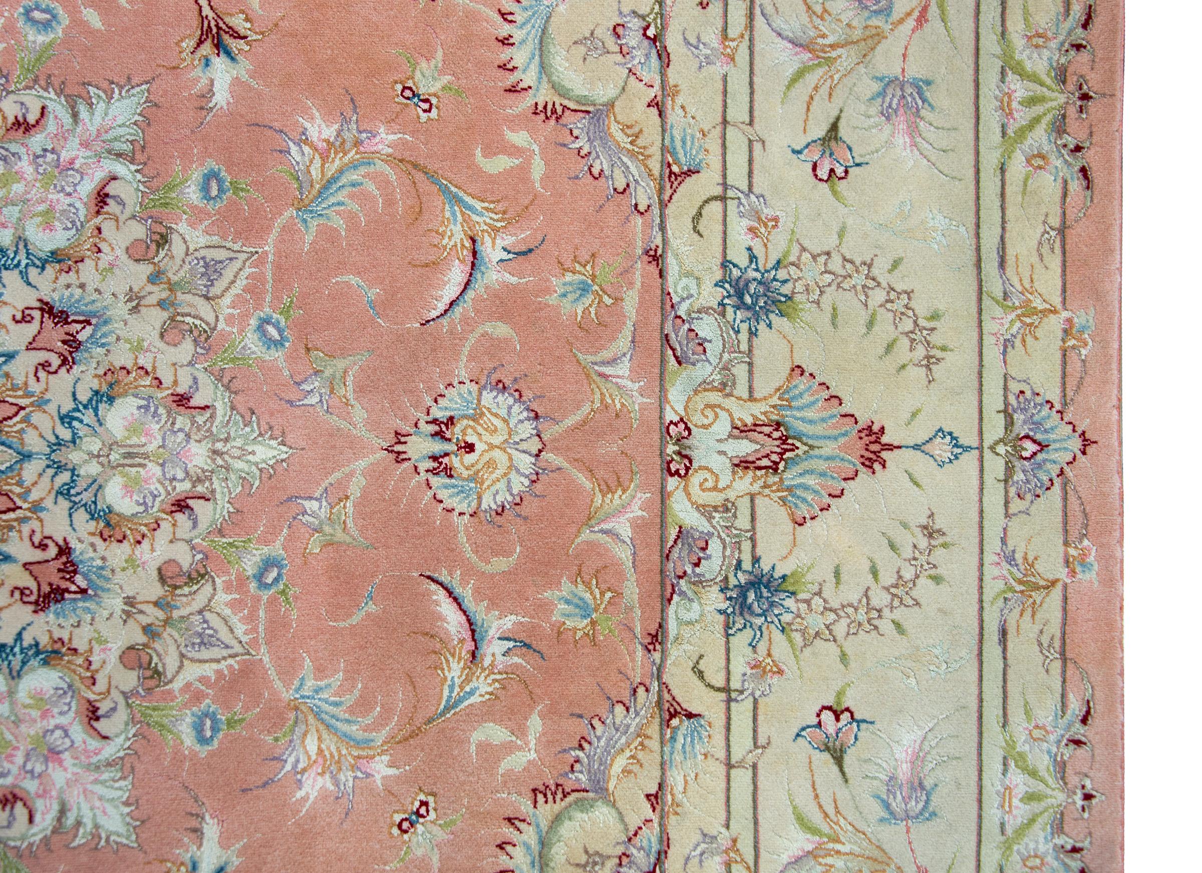 Persischer Tabriz-Teppich aus Seide im Angebot 1