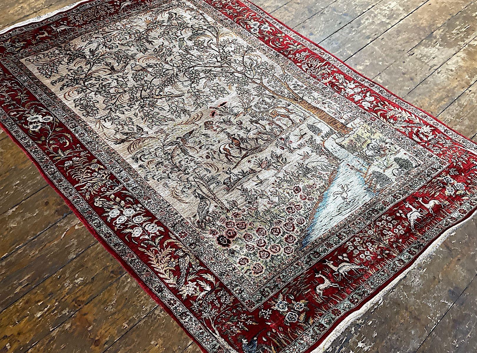 Vintage Seide Qum Teppich 2.03m x 1.44m (Wolle) im Angebot