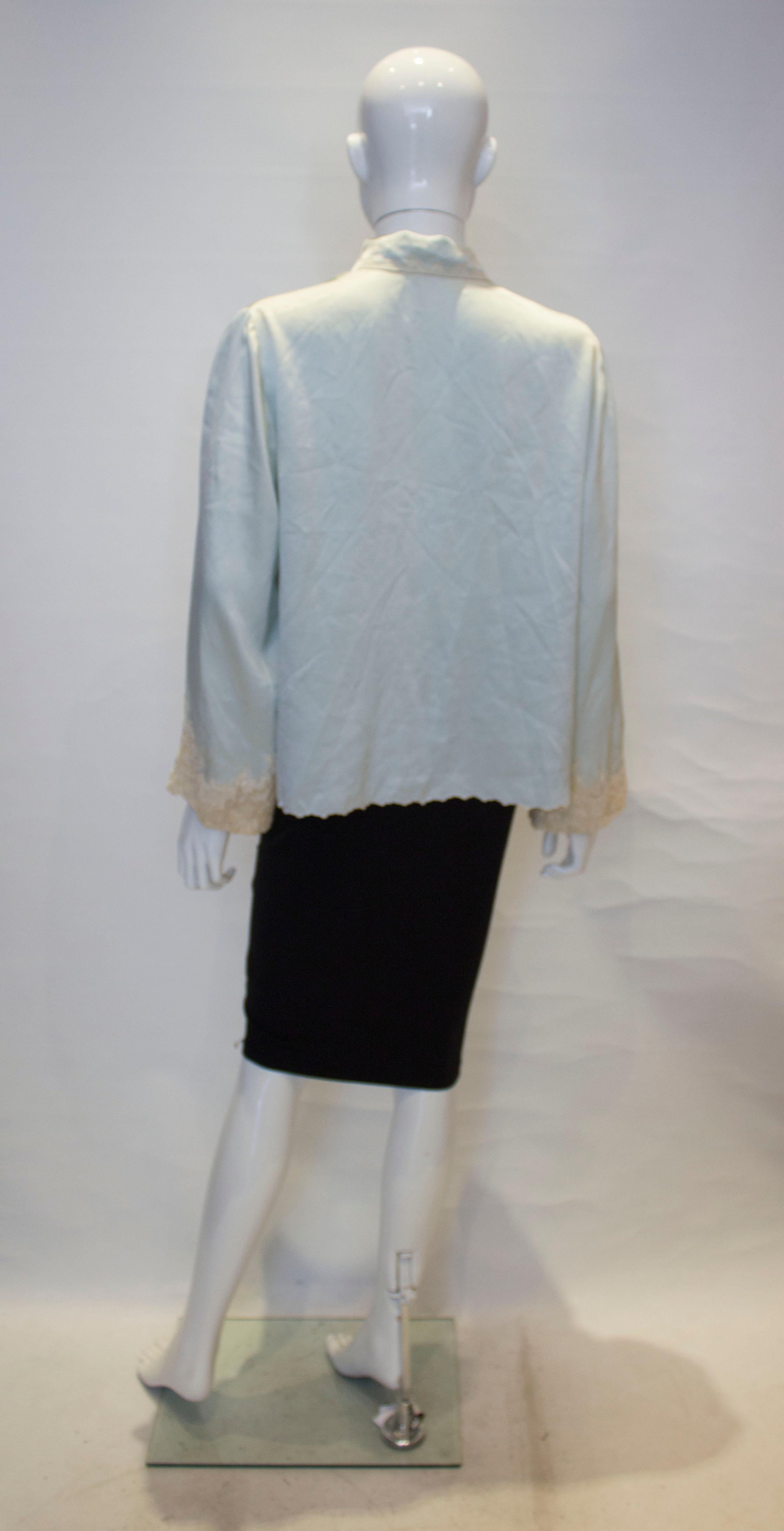 Vintage  Silk Satin bed Jacket with Lace Detail In Good Condition In London, GB