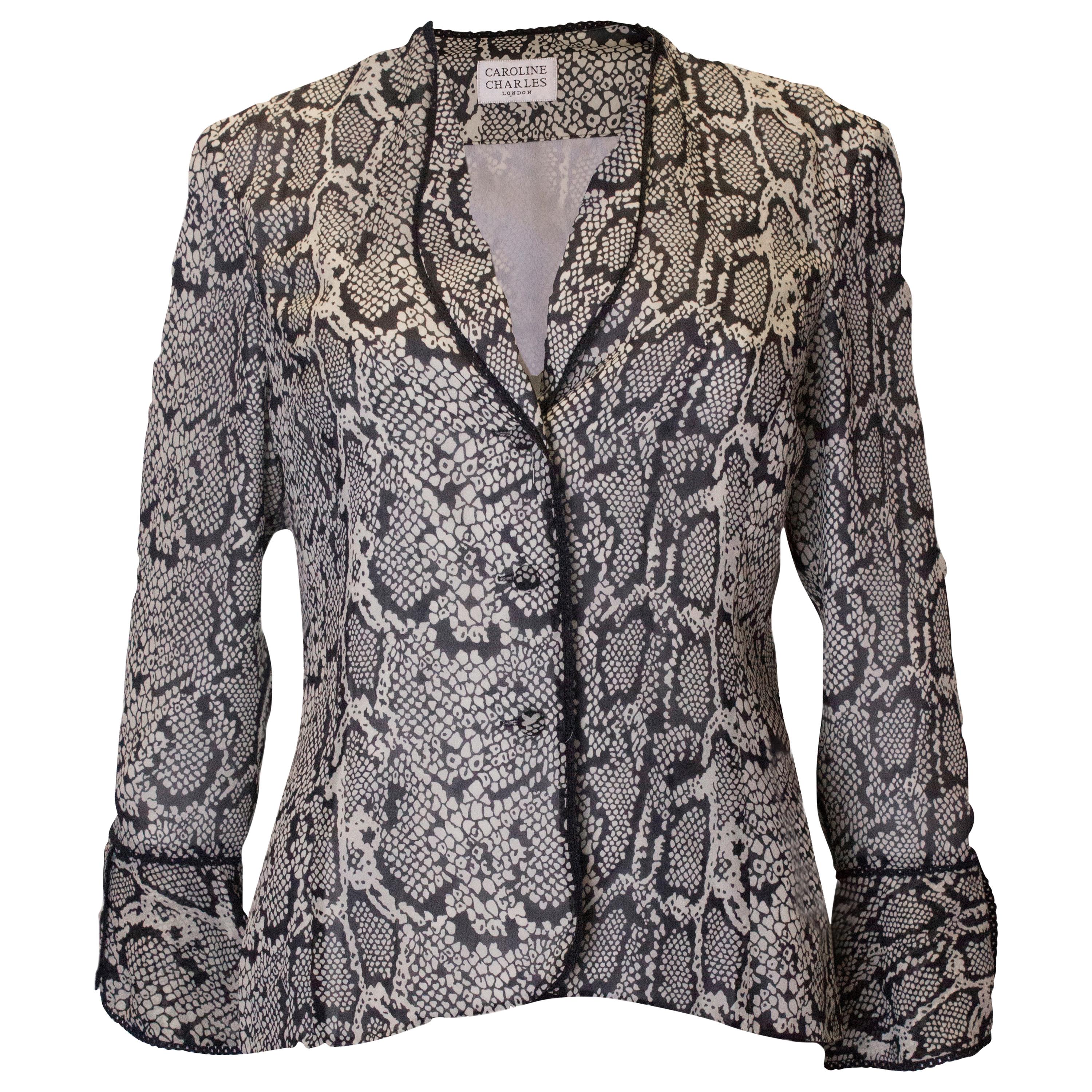 Seidenjacke mit Schlangenhautmuster /Oberteil im Angebot