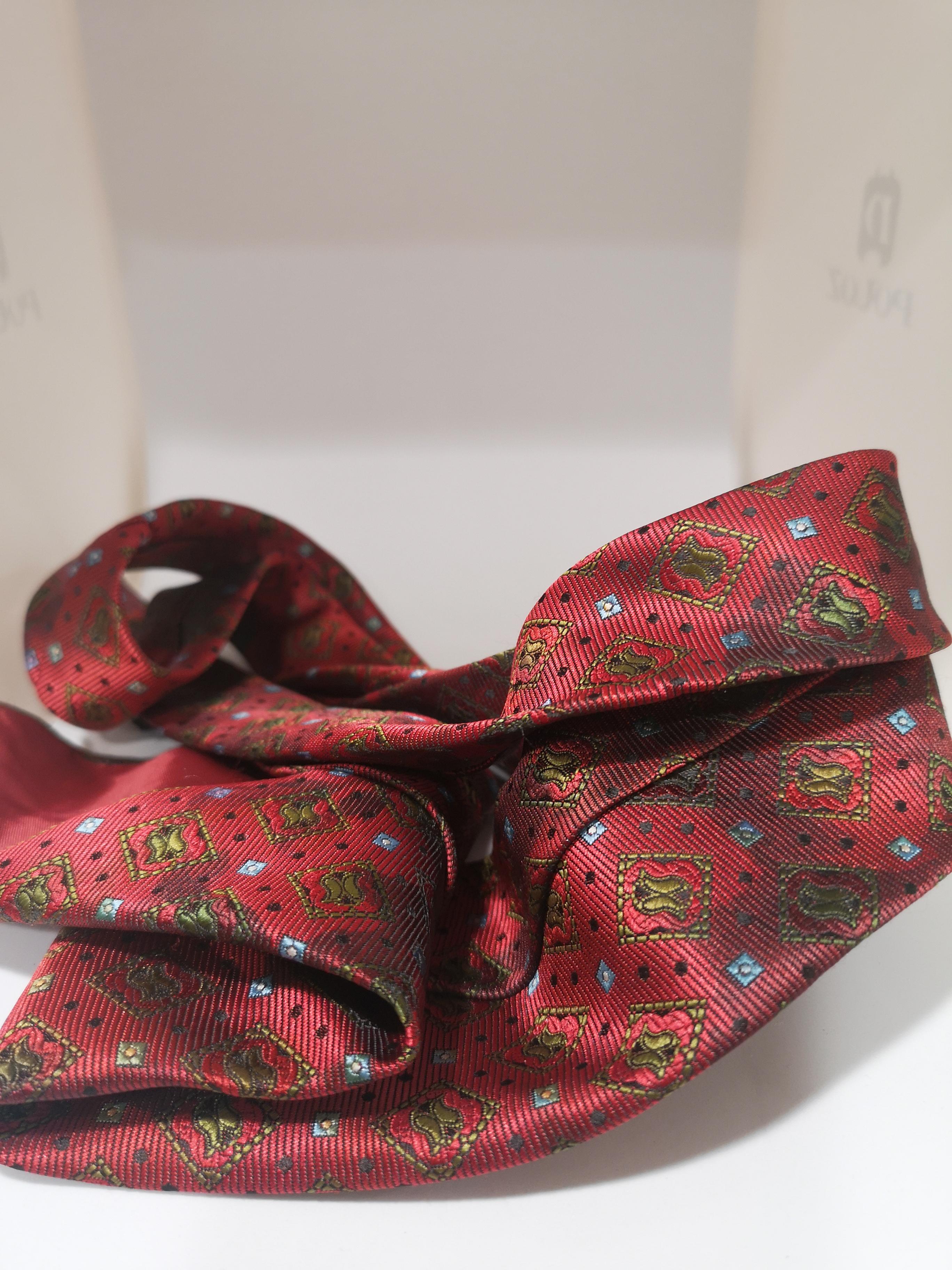 Vintage silk tie In Good Condition In Capri, IT