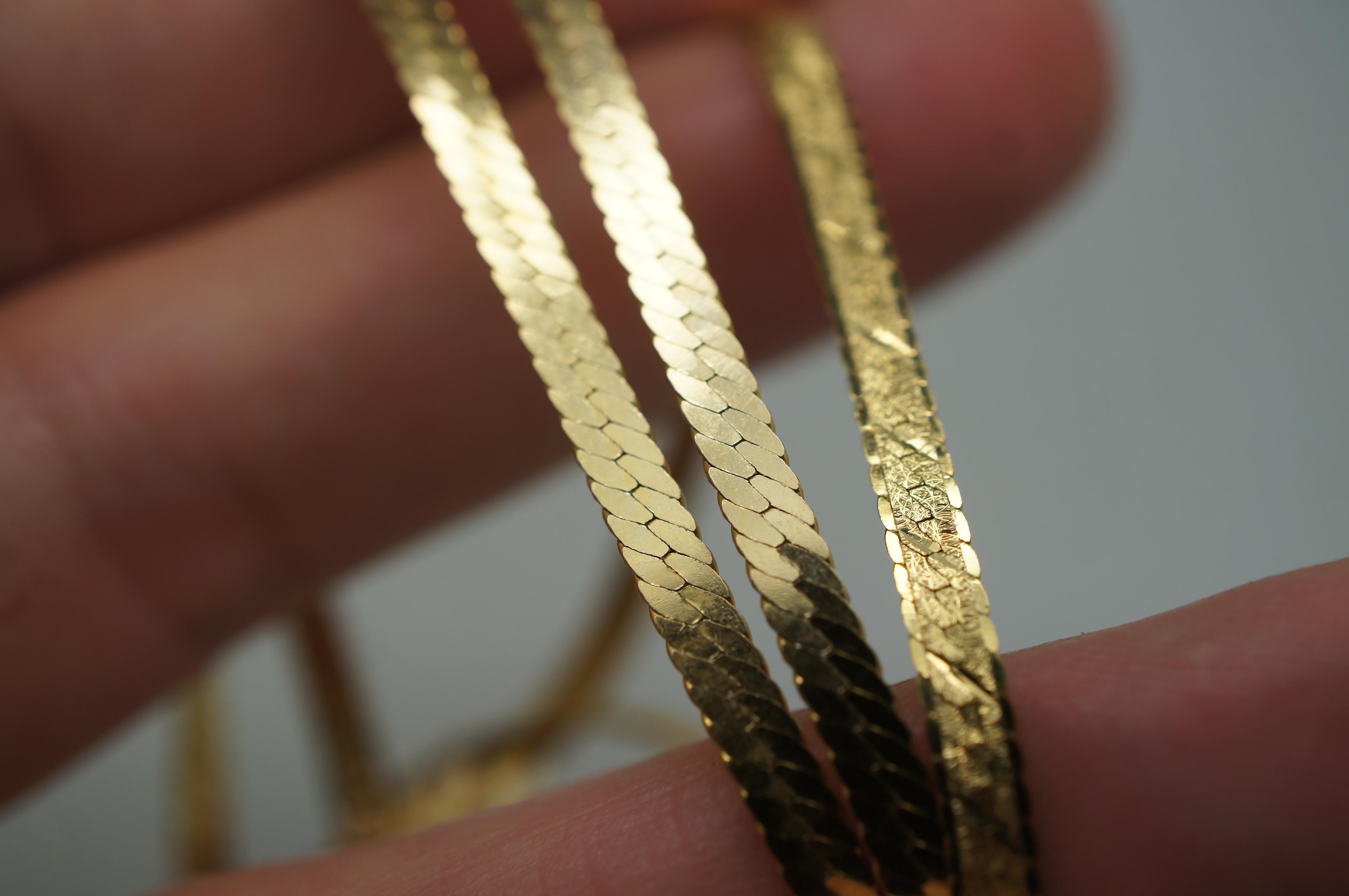 Vintage Silmar Italy 14k Yellow Gold Herringbone Flat Chain Necklace 8g  5