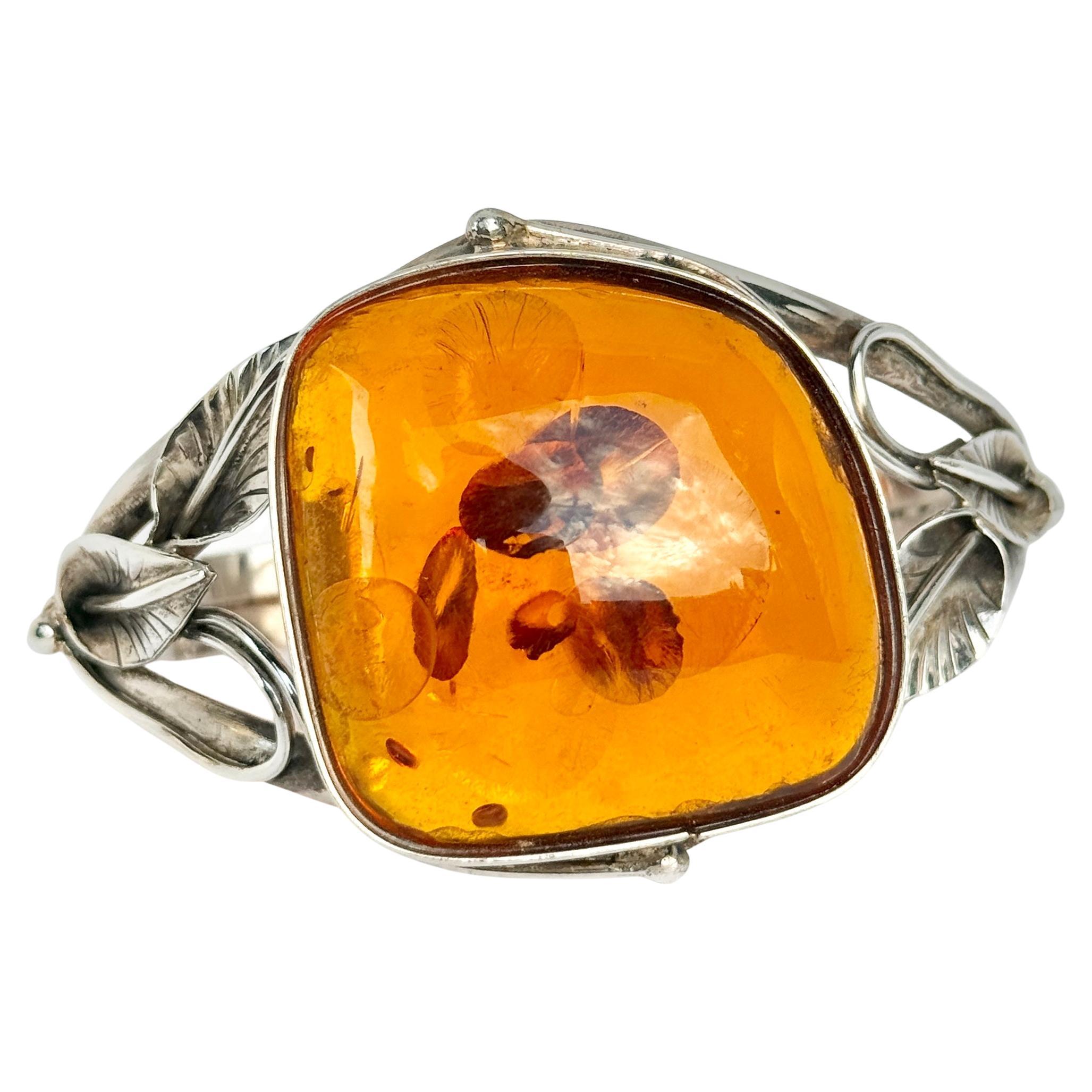 Vintage Silver Amber Bracelet For Sale
