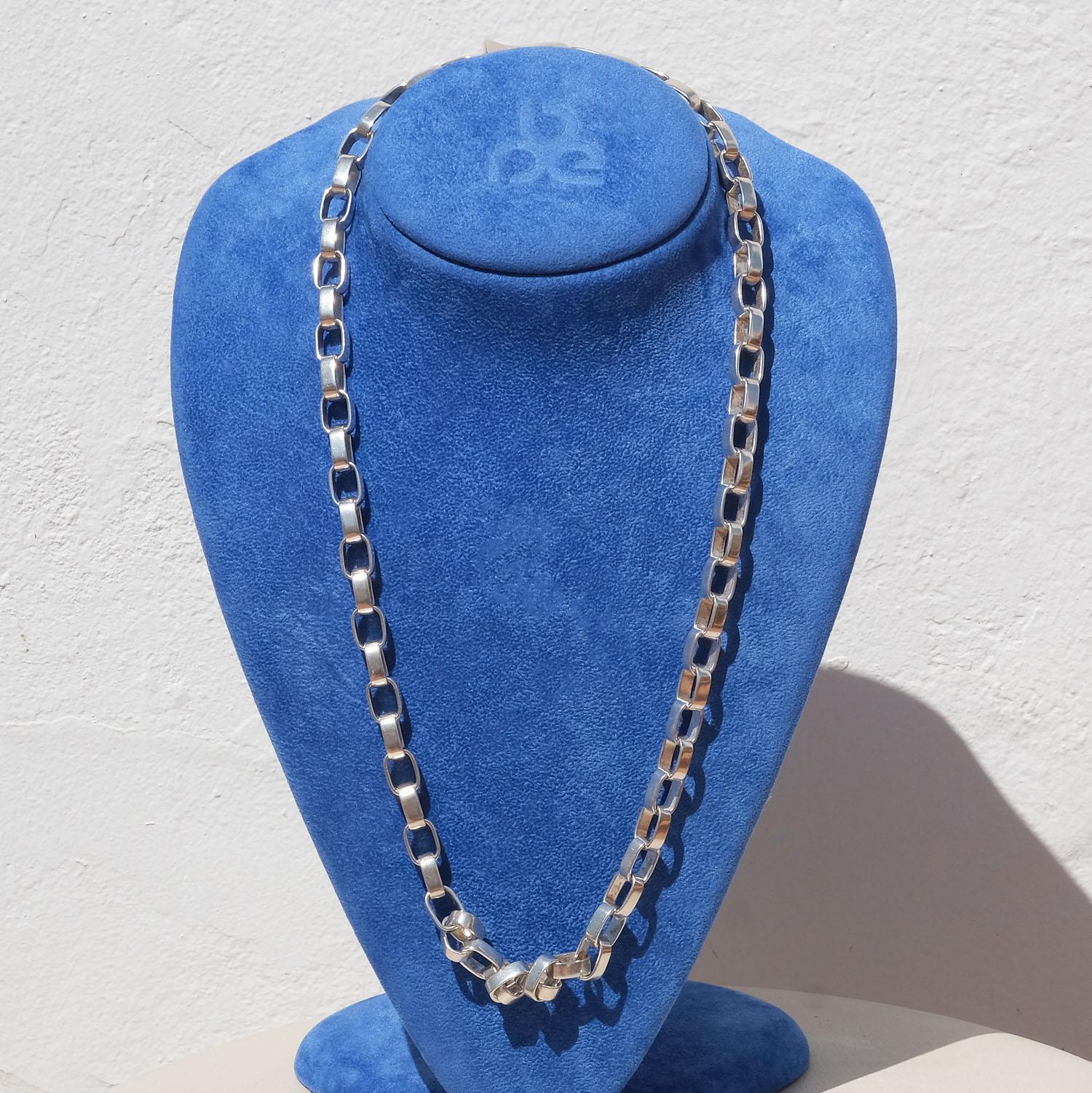 Vintage Silver Anchor Chain Necklace by Master Sven-Erik Högberg Made Year, 1989 In Good Condition For Sale In Stockholm, SE