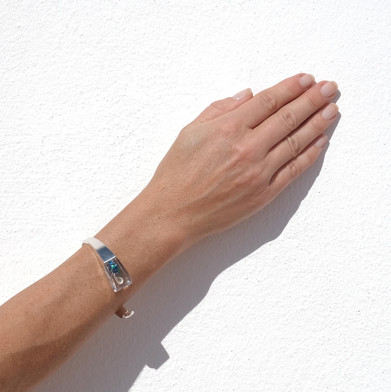 Vintage Silver and Acrylic Cuff Bracelet “Microns” by Björn Weckström Made 1974 For Sale 5