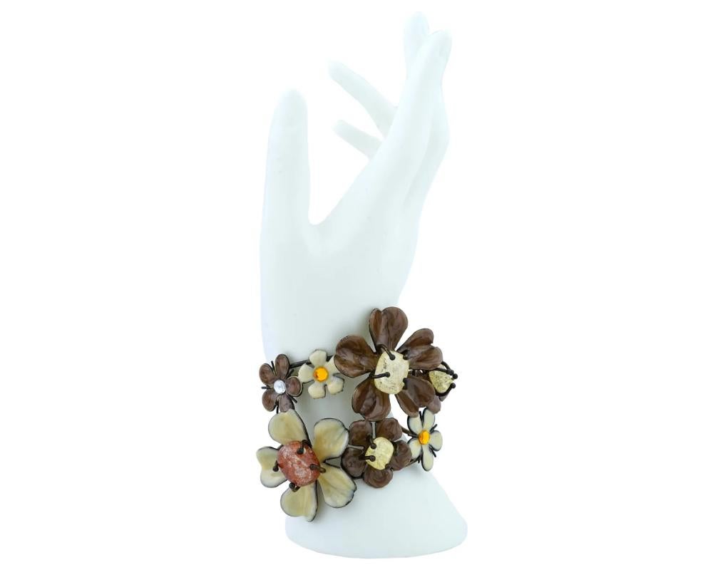 Bracelet jonc vintage en argent et émail avec fleurs Bon état - En vente à New York, NY