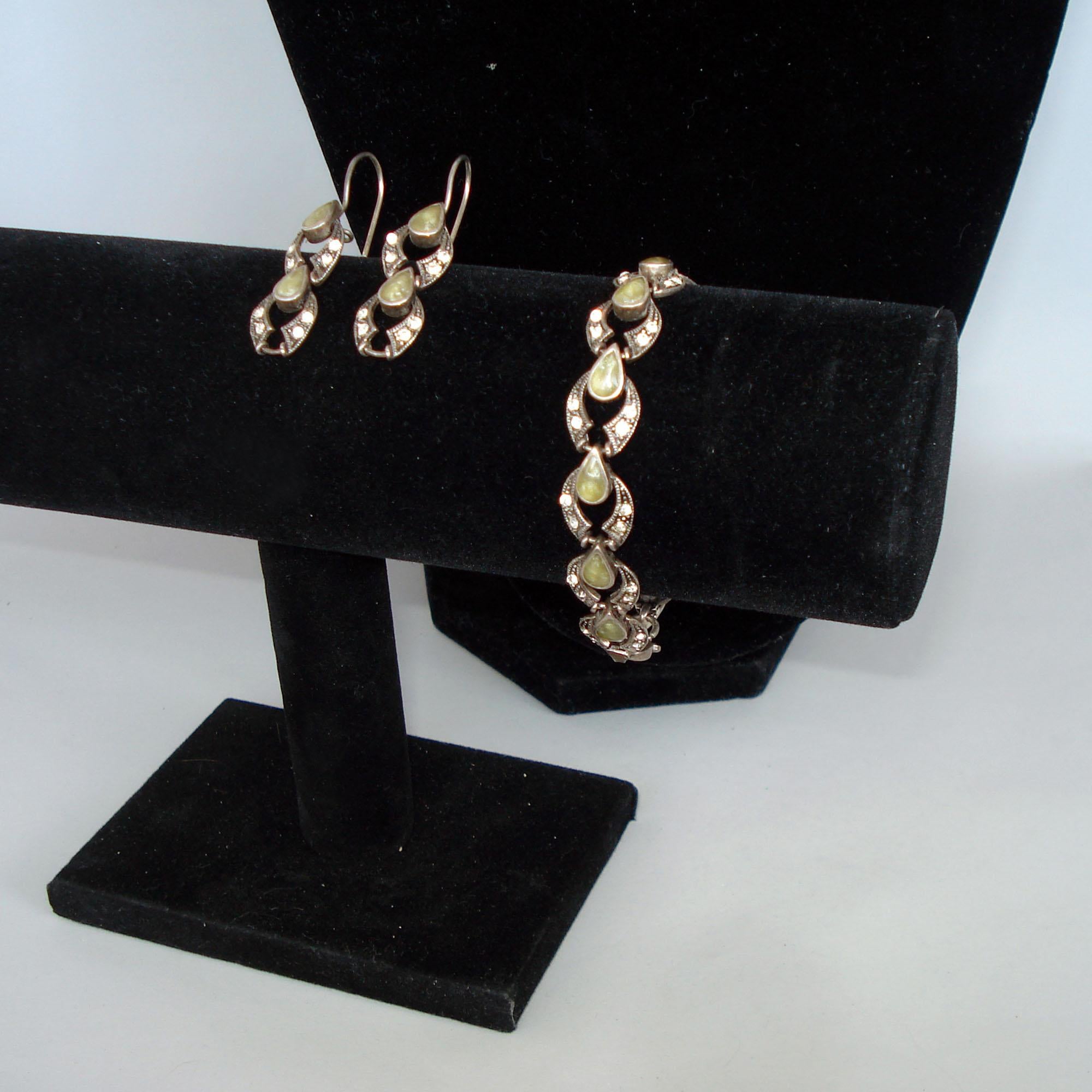 Vintage Silver and Marcasite Jewelry Set Necklace, Bracelet and Earrings, 1980s In Good Condition In Bochum, NRW