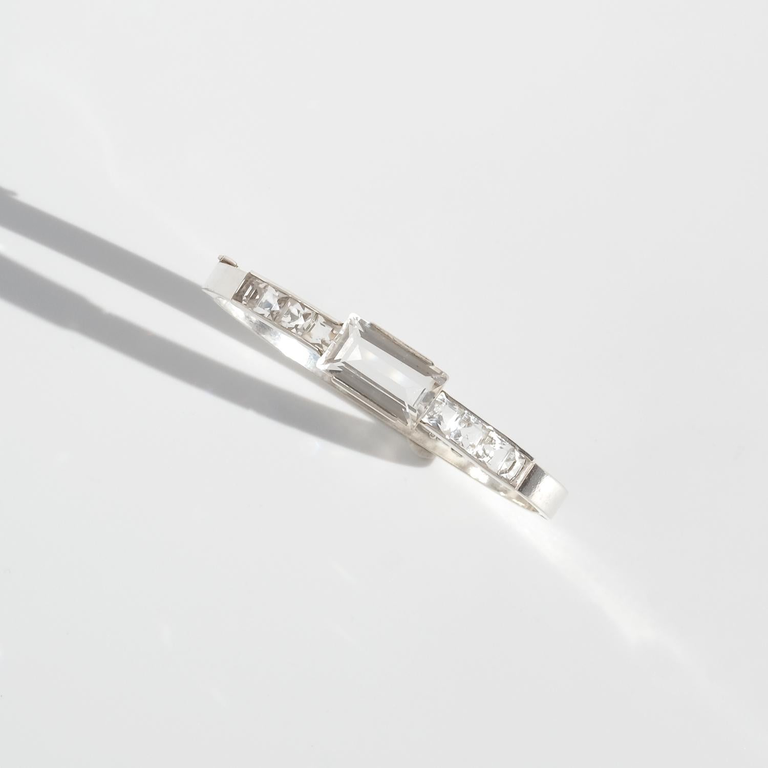 Women's or Men's Vintage Silver and Rock Crystal Bracelet Made 1944 For Sale
