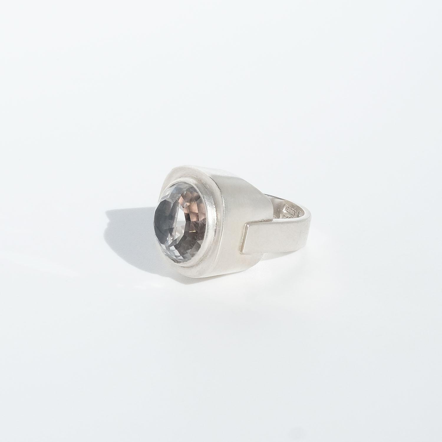 Women's or Men's Vintage Silver and Rock Crystal Ring by Master Claës Giertta Made Year 1977 For Sale