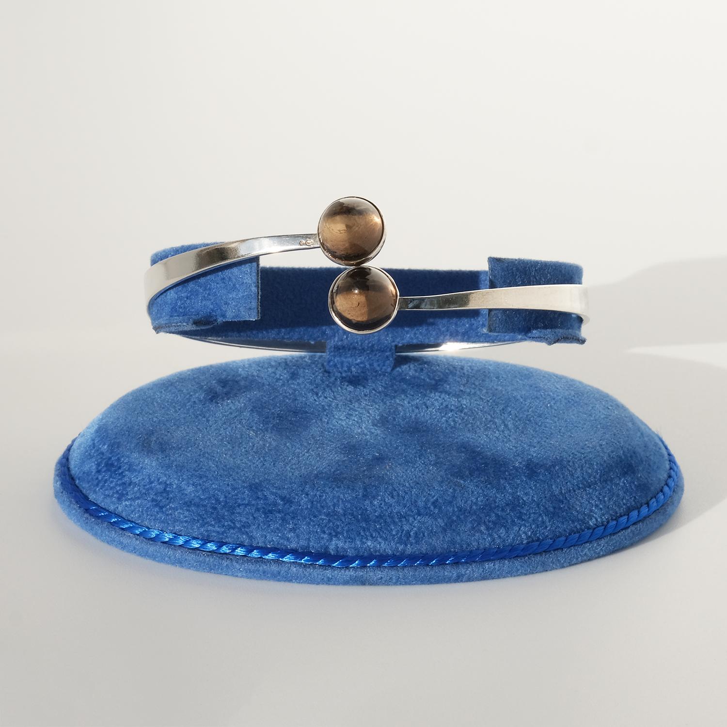 Brazalete vintage de plata y cuarzo ahumado, años 1960/1970 en venta 2