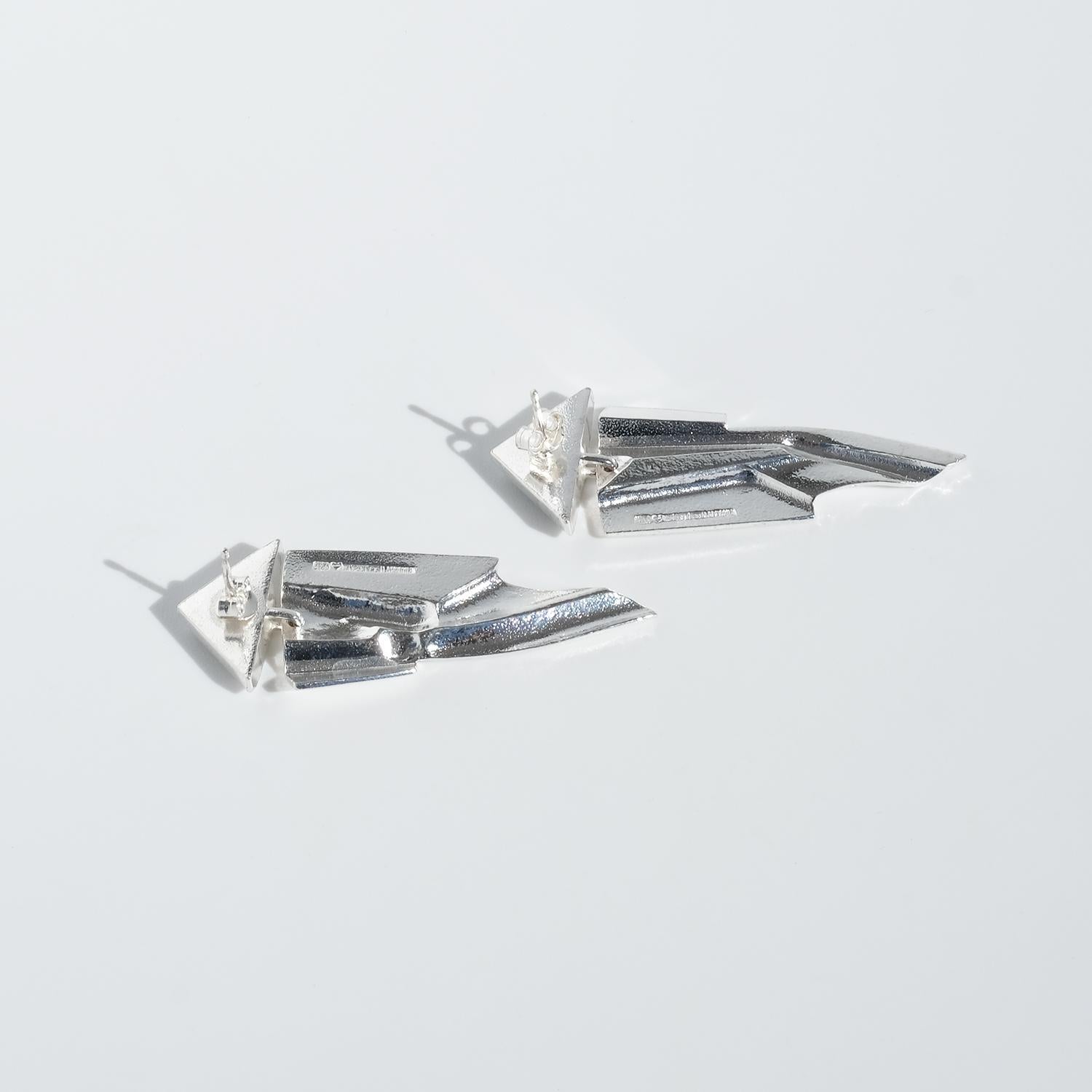 Women's or Men's Vintage Silver and Spectrolite Dangling Earrings by Lapponia Made 1995