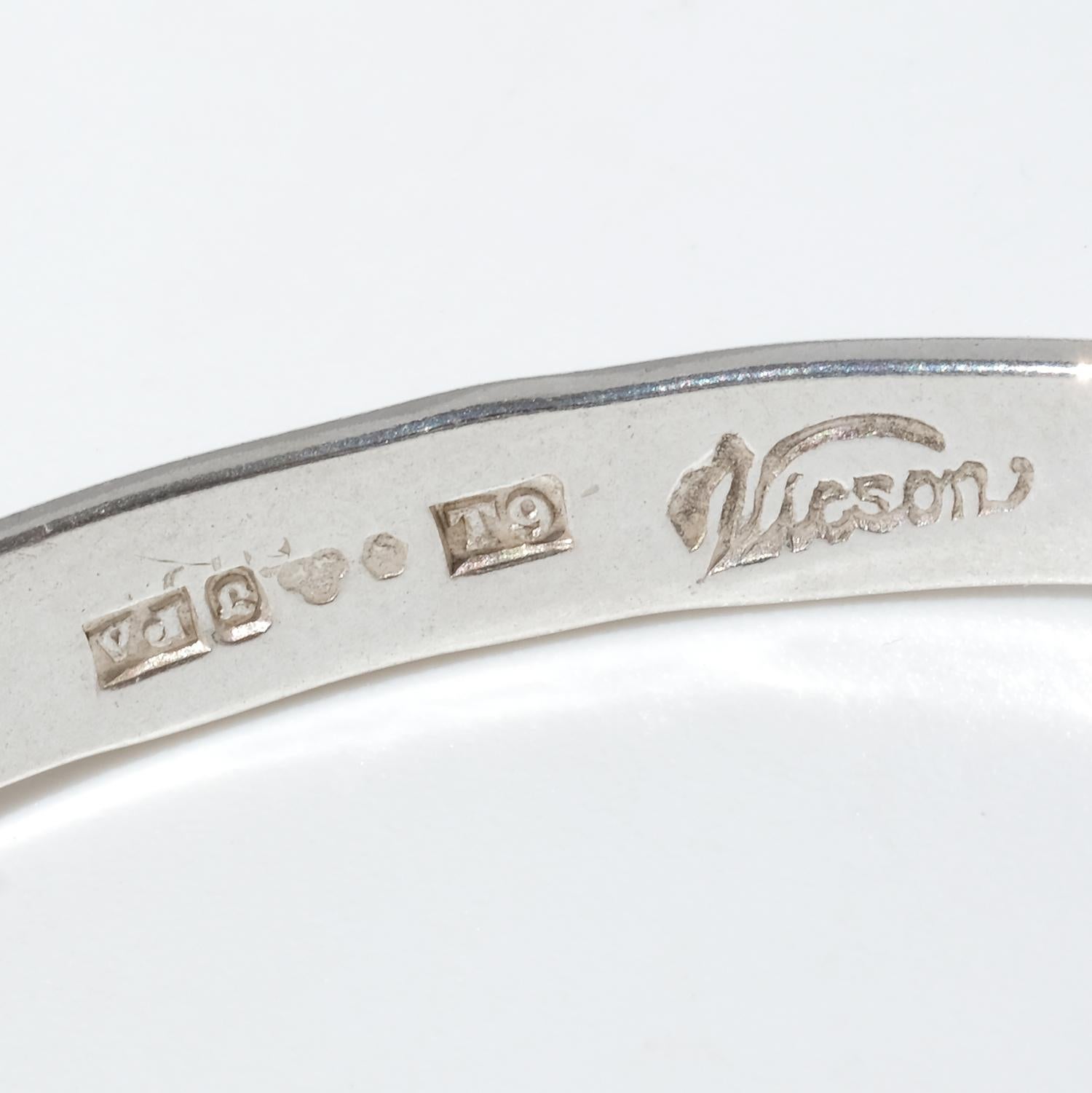 Bracciale fisso d'argento e occhio di tigre d'epoca, realizzato dallo svedese Victor Jansson nel 1969 in vendita 6