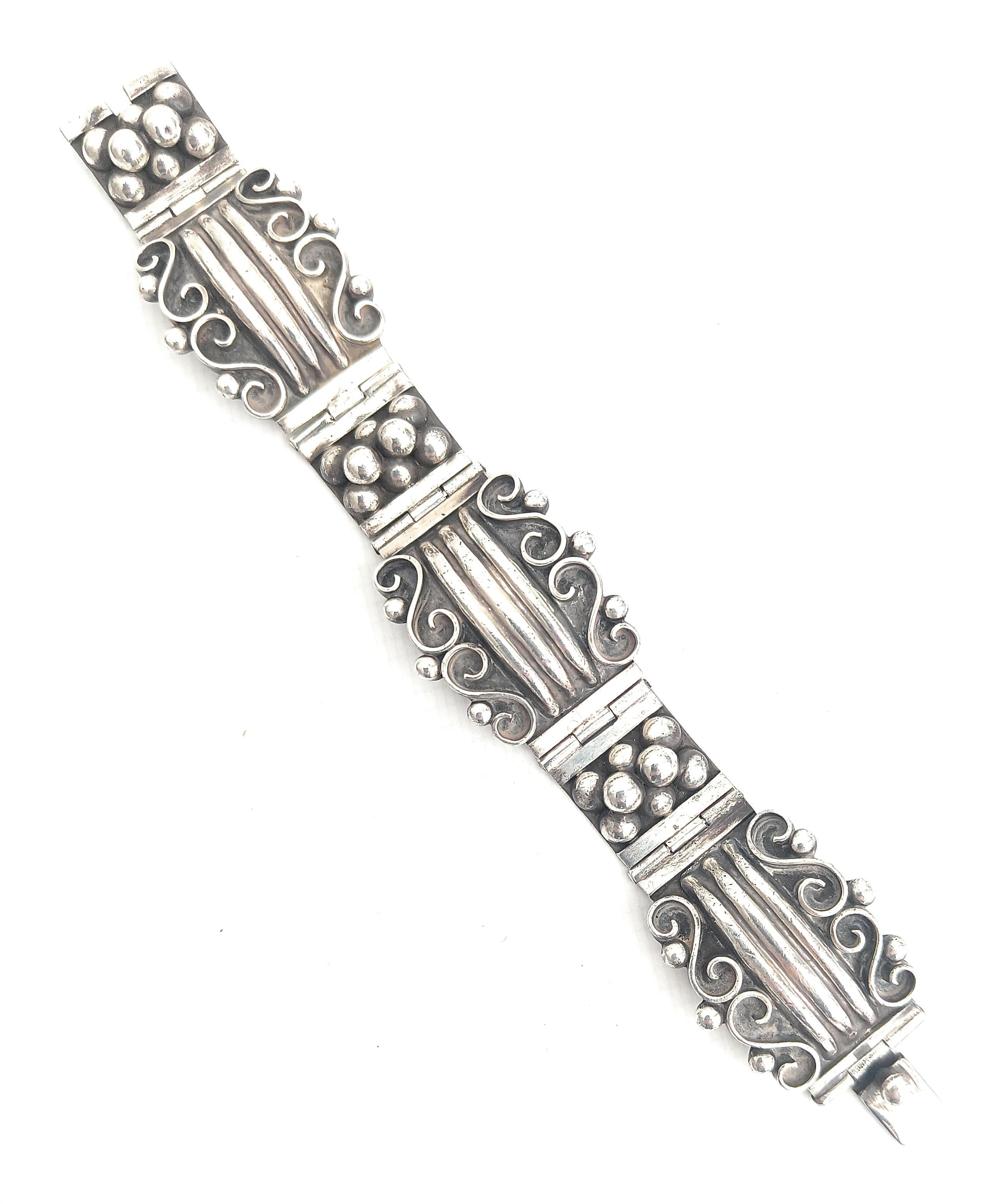 Fatto a mano Bracciale d'argento vintage con disegno azteco Taxco Mexico in vendita