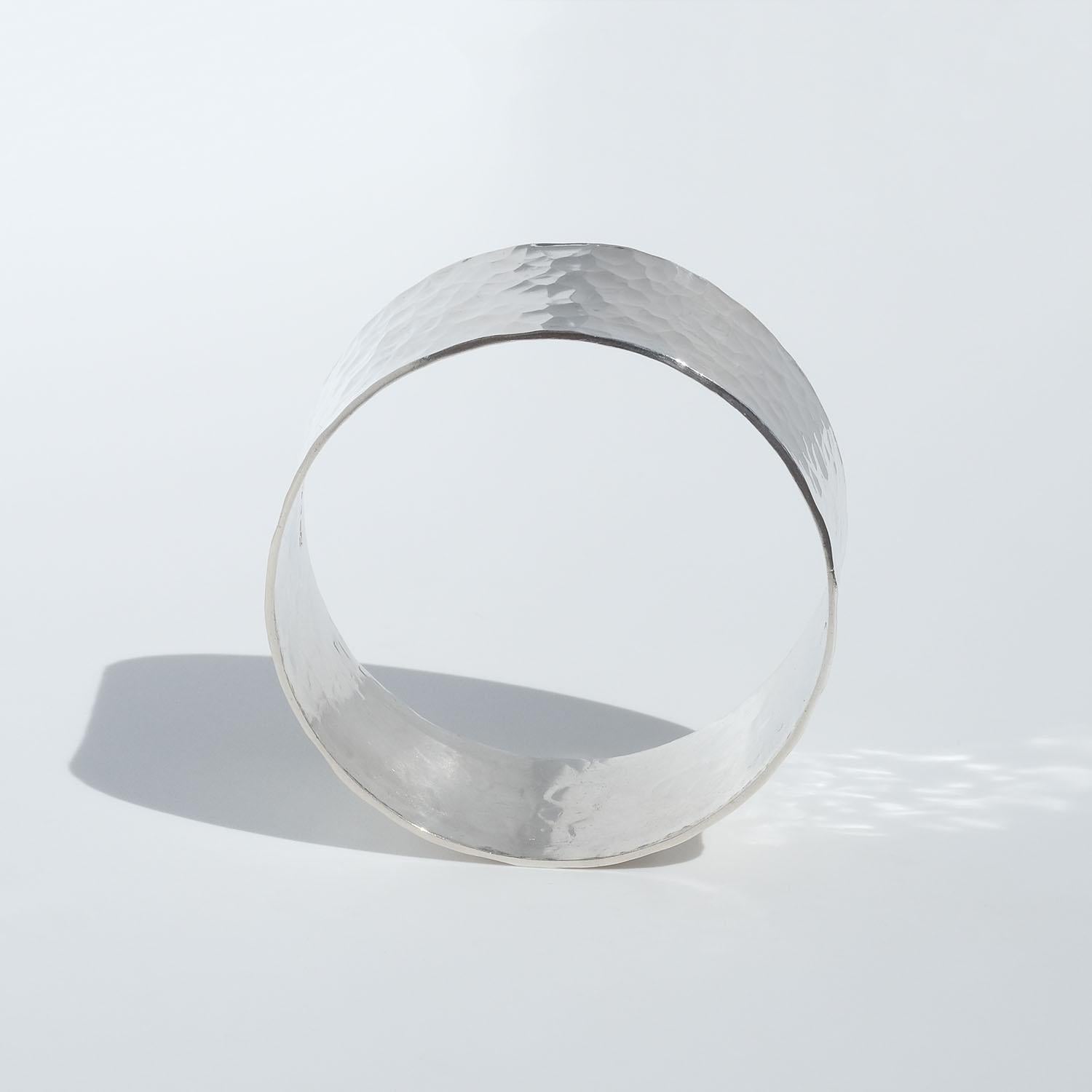 Vintage Silver Bangle Bracelet by Atelier Borgila Made Year 1975 In Good Condition For Sale In Stockholm, SE