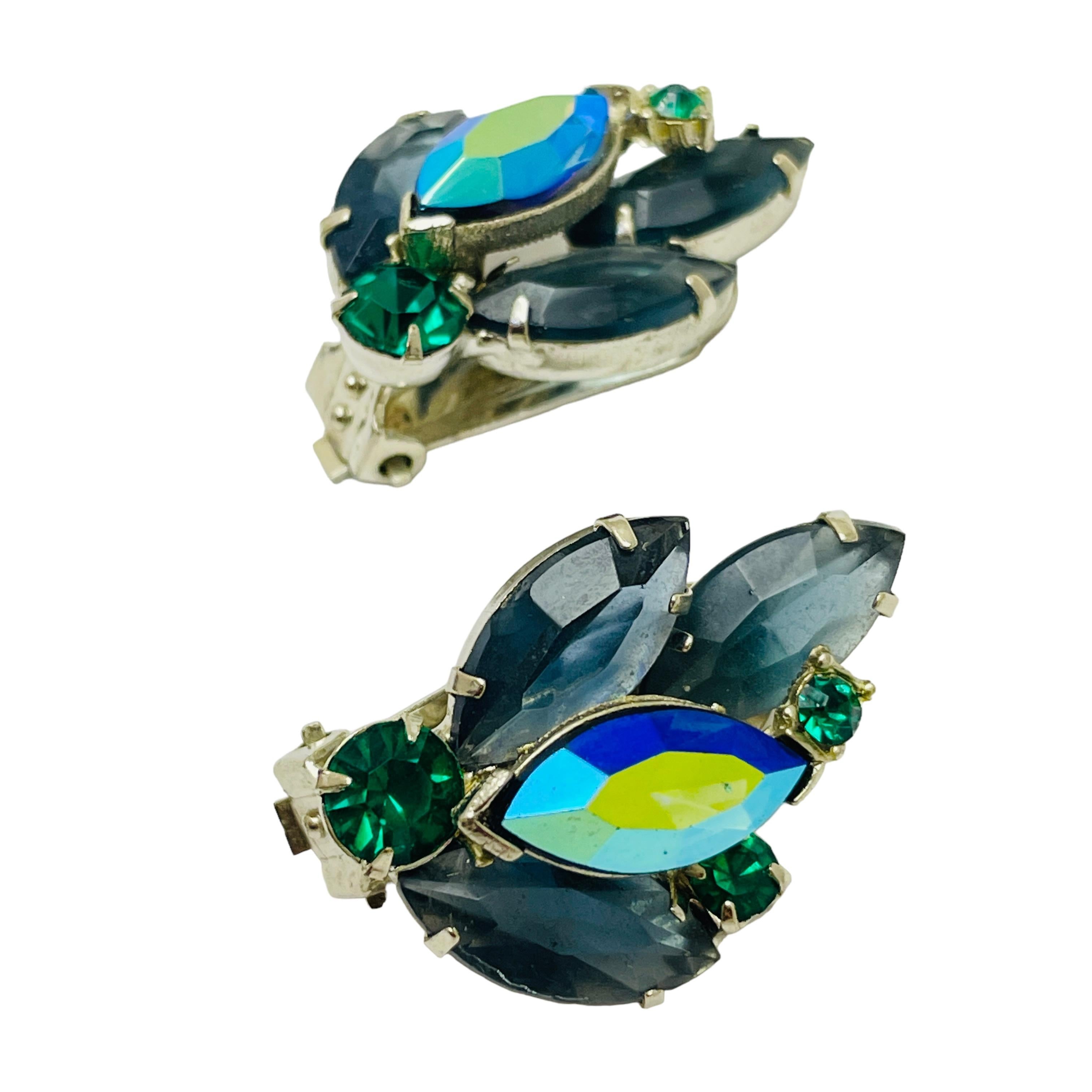 Vintage silver blue green rhinestine designer runway earrings brooch set For Sale 1