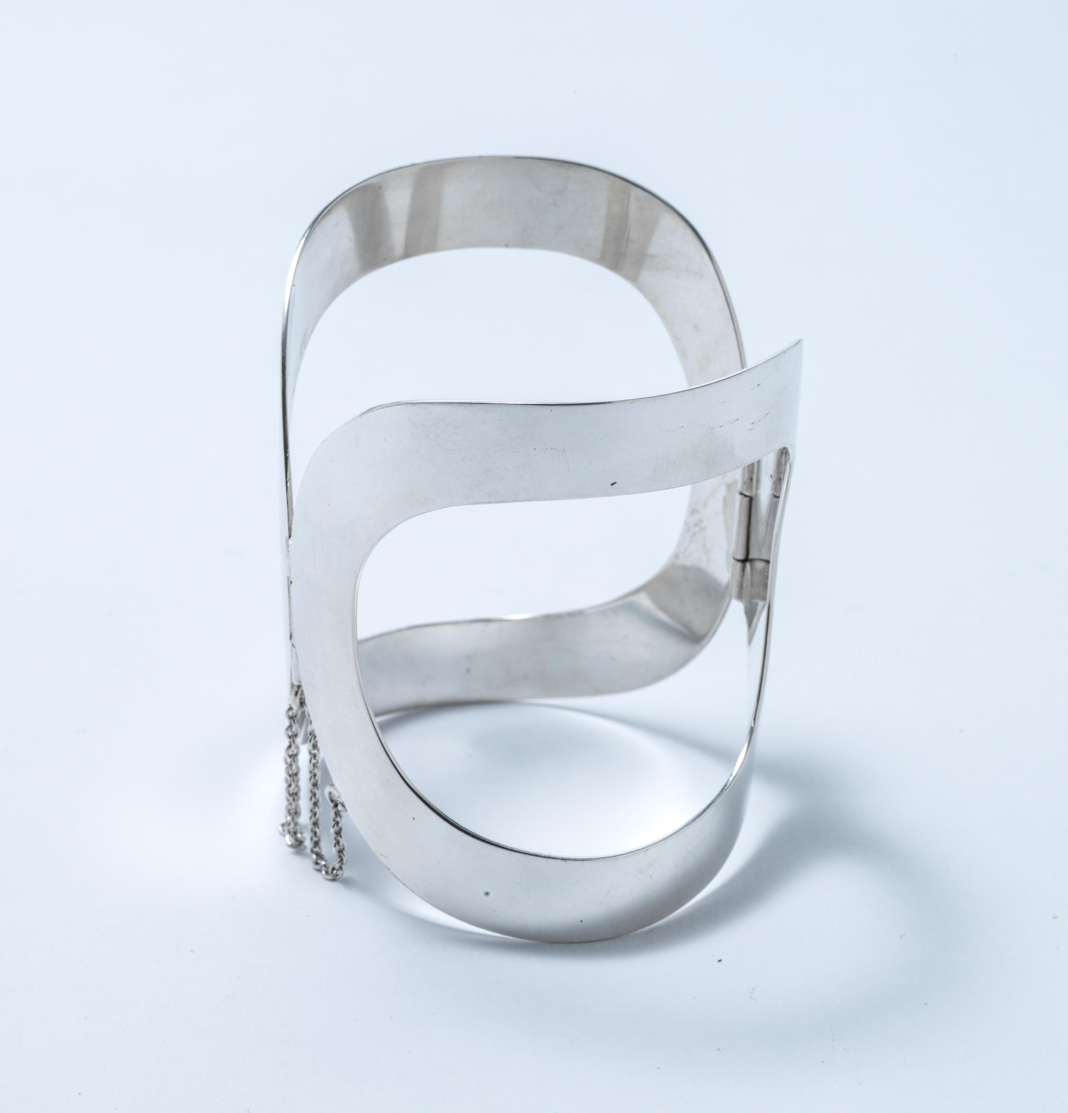 da uomo o donna Bracciale d'argento vintage del maestro finlandese Ilmari Puhakka. Realizzato nel 1968. in vendita