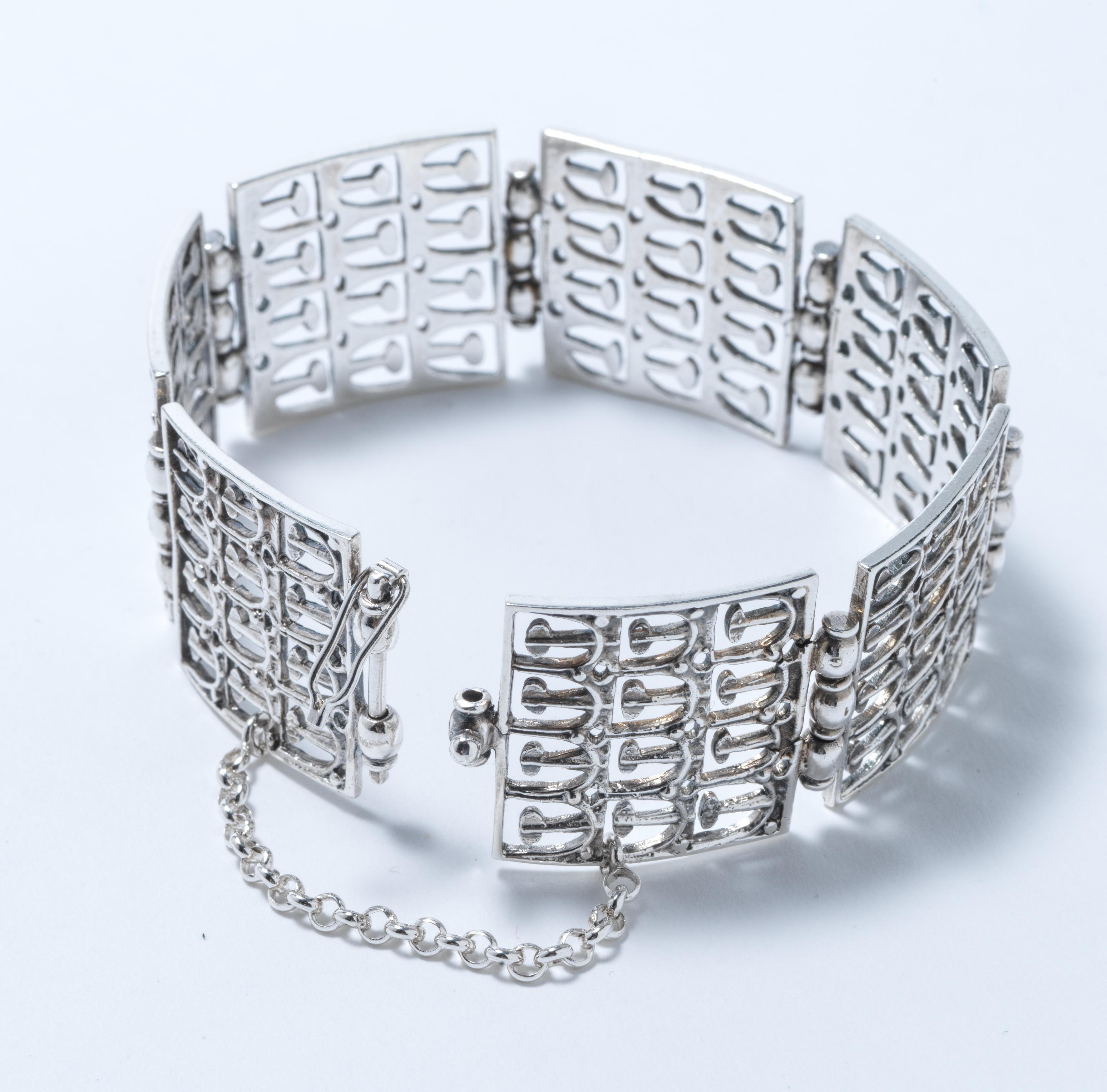 Vintage silver bracelet by Finnish master Jorma Laine. Made 1975. 2