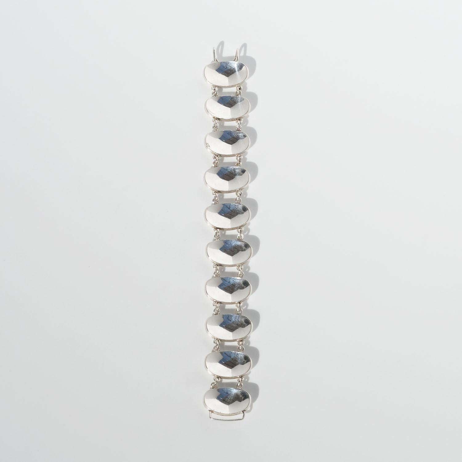 Silberarmband aus Silber des schwedischen Meisters Rey Urban, hergestellt 1960 im Angebot 6