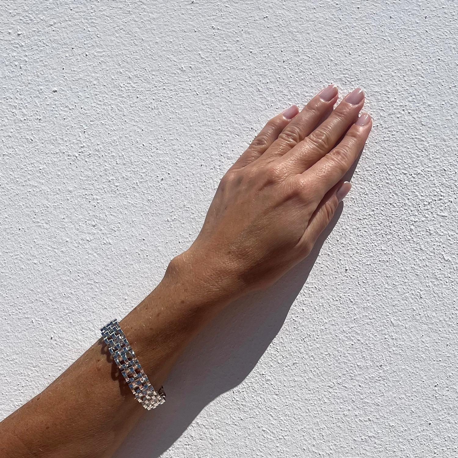 Silberarmband im Vintage-Stil von schwedischem Silbermeister Rey Urban, hergestellt im Jahr 1974 im Angebot 4