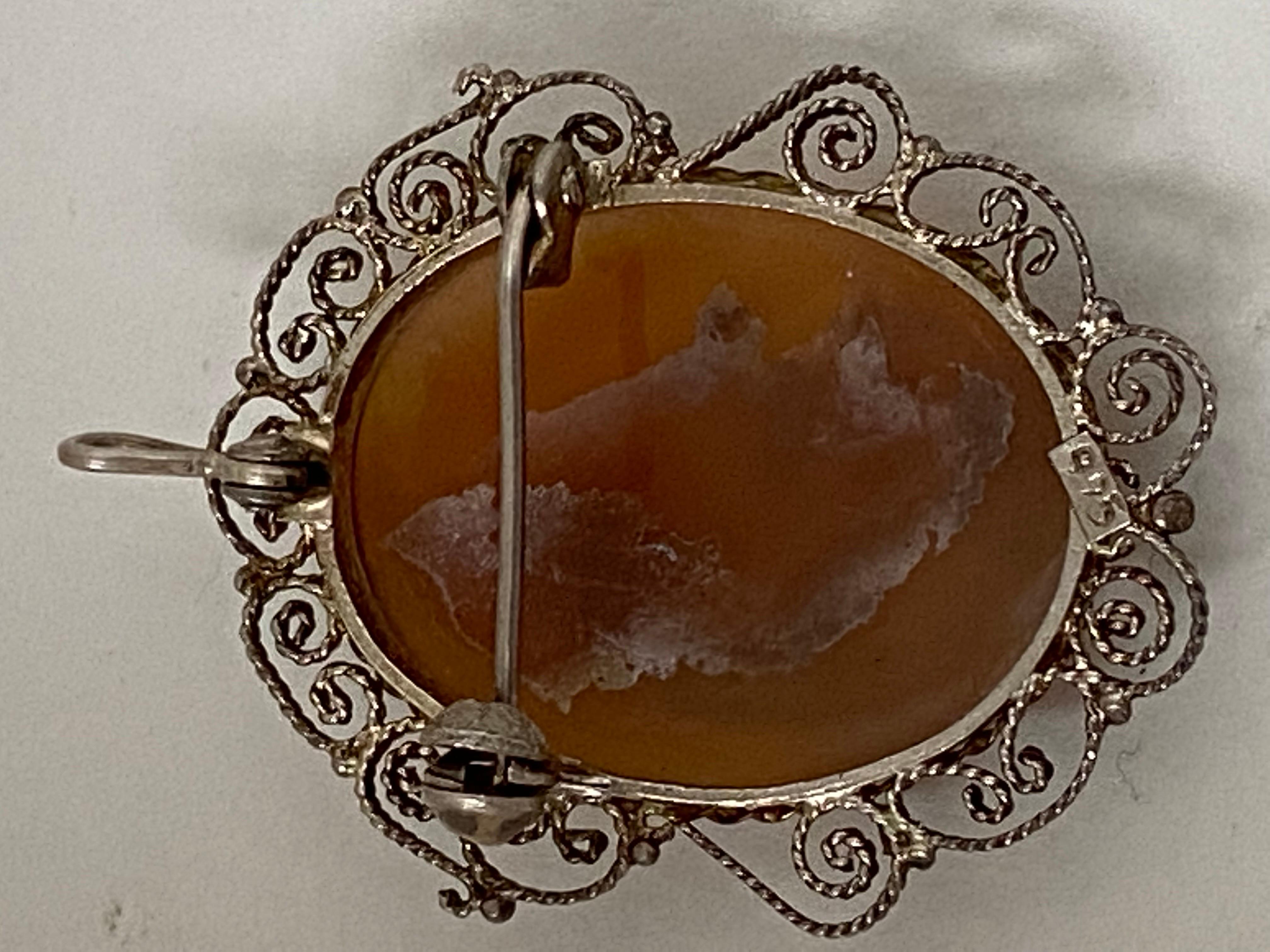 Women's or Men's Vintage Silver Brooch / Pendant Cameo For Sale