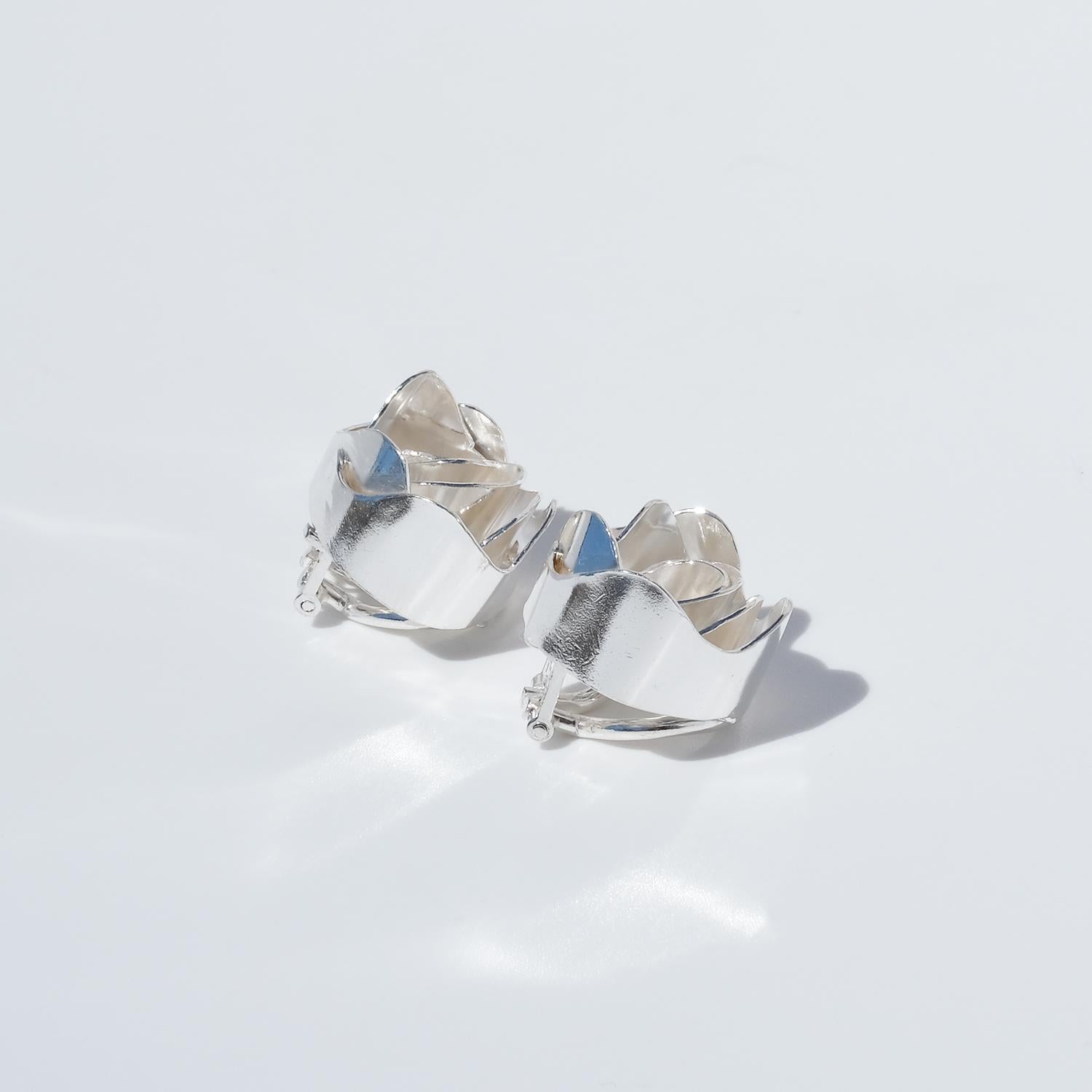 Vintage Silver Clip-On Earrings by Rey Urban Made 1971 für Damen oder Herren im Angebot